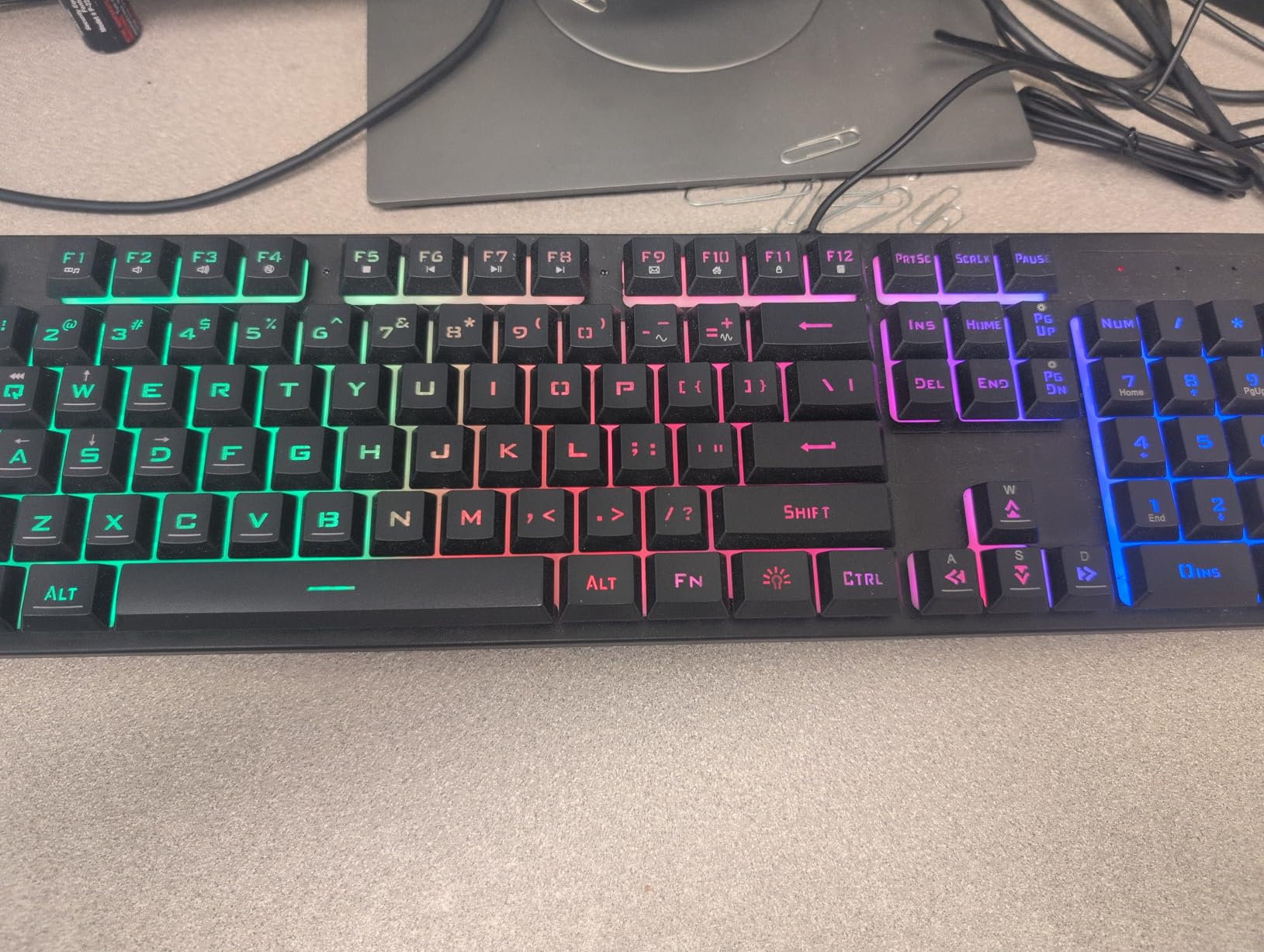 Redragon K771 Wireless Mechanical Keyboard, 108-Key Gaming Keyboard with 4 Extra Hotkeys, 5-Layer Noise Dampening, Pre-lubed Linear Switches, Hot-swap Custom RGB Keyboard for PC/Mac - Blue&White customer photo 1