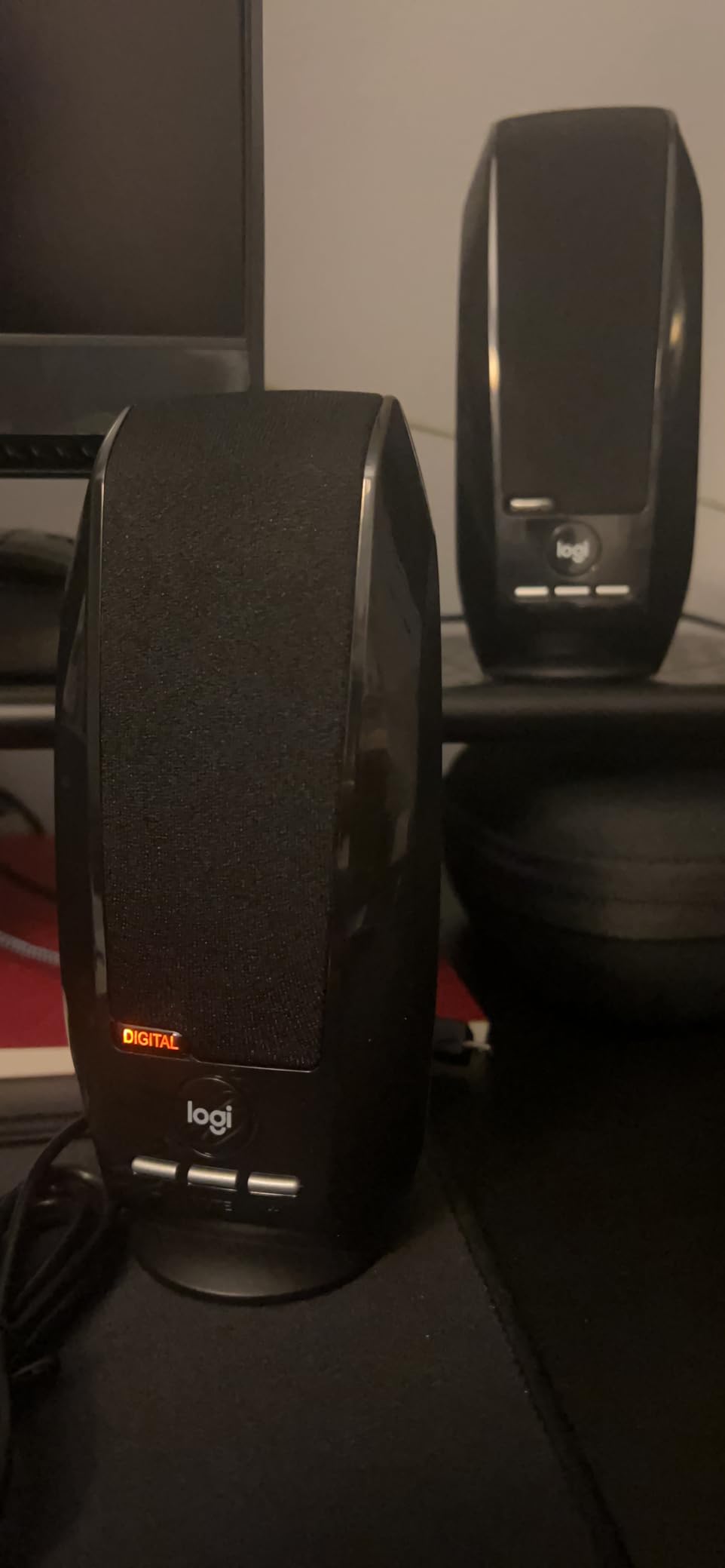 Logitech S150 USB Speakers with Digital Sound customer photo 2