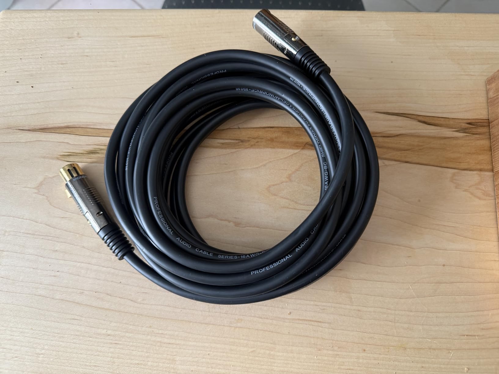 Monoprice XLR Male to XLR Female Cable - for Microphone, Gold Plated, 16AWG, 10 Feet, Black - Premier Series customer photo 2