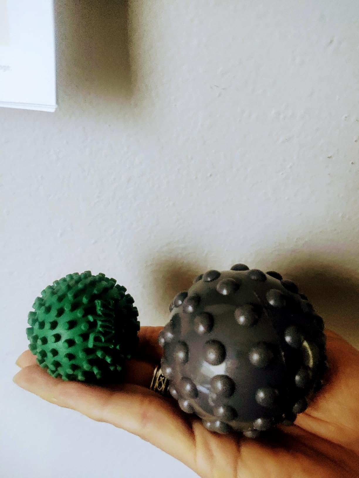 Due North Foot Rubz Massage Ball -Roller for Plantar Fascititis, Hands customer photo 1