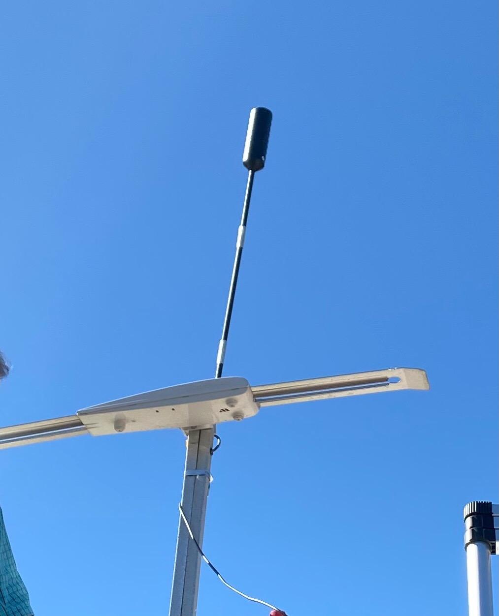 weBoost Drive 4G-X OTR (470210) Truck Cell Phone Signal Booster | U.S. Company | All Networks & Carriers - Verizon, AT&T, T-Mobile, Sprint & More | FCC Approved customer photo 1