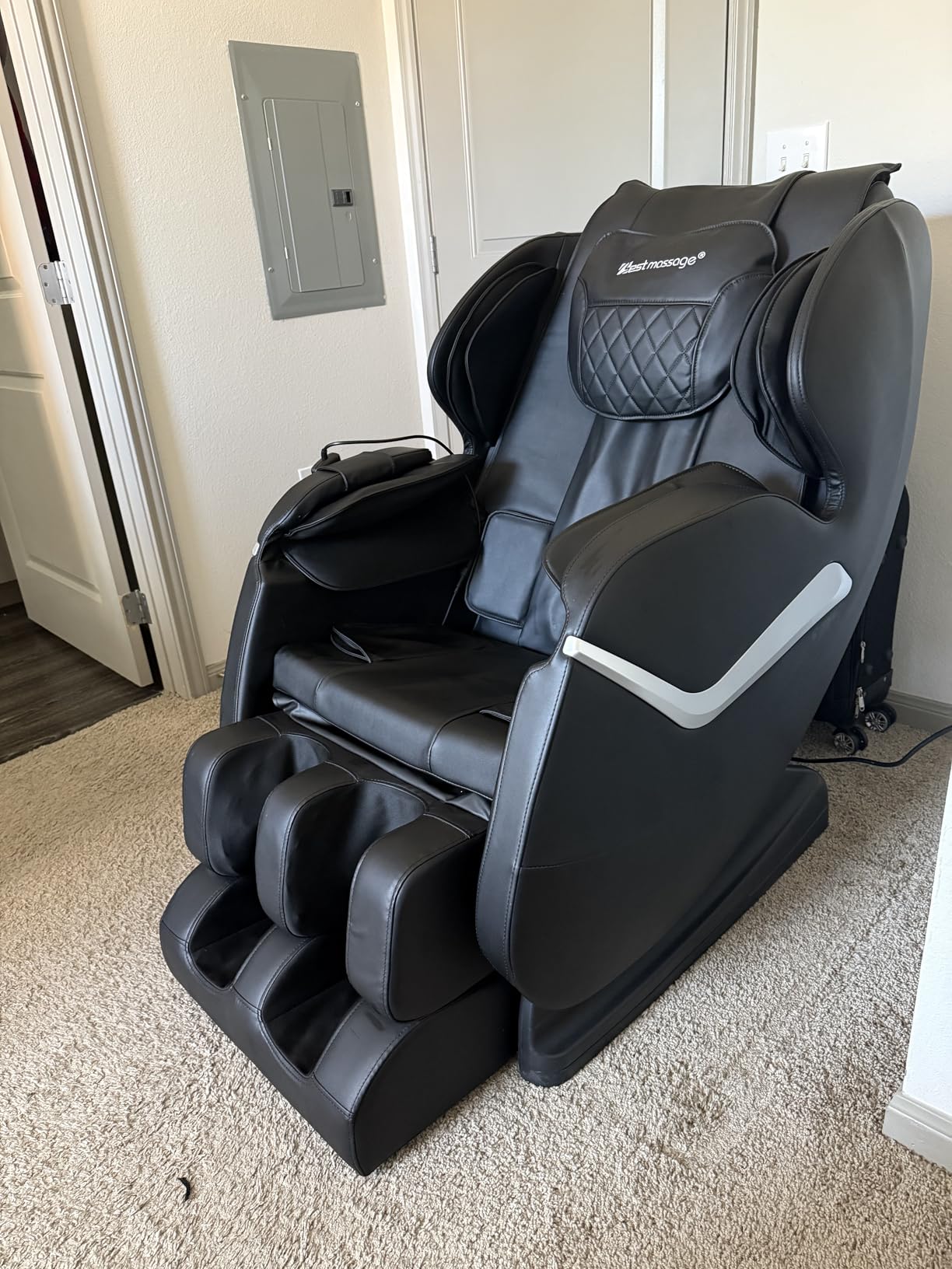 BestMassage Massage Chair Zero Gravity Full Body Electric Shiatsu Massage Chair Recliner with Foot Rollers Built-in Heat Therapy Air Massage System Stretch Vibrating for Home Office customer photo 1