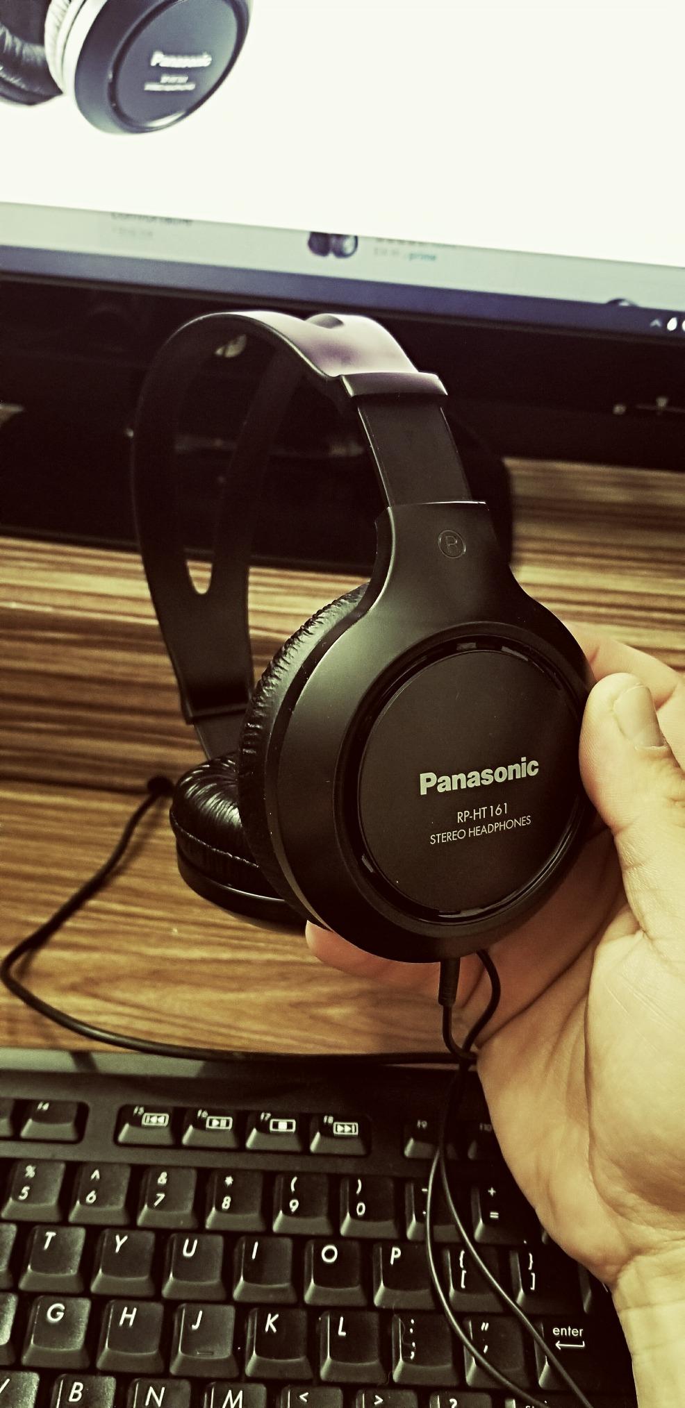 Panasonic Headphones, Lightweight Over The Ear Wired Headphones with Clear, Sound and XBS for Extra Bass, Long Cord, 3.5mm Jack for Phones and Laptops – RP-HT161-K (Black) customer photo 2