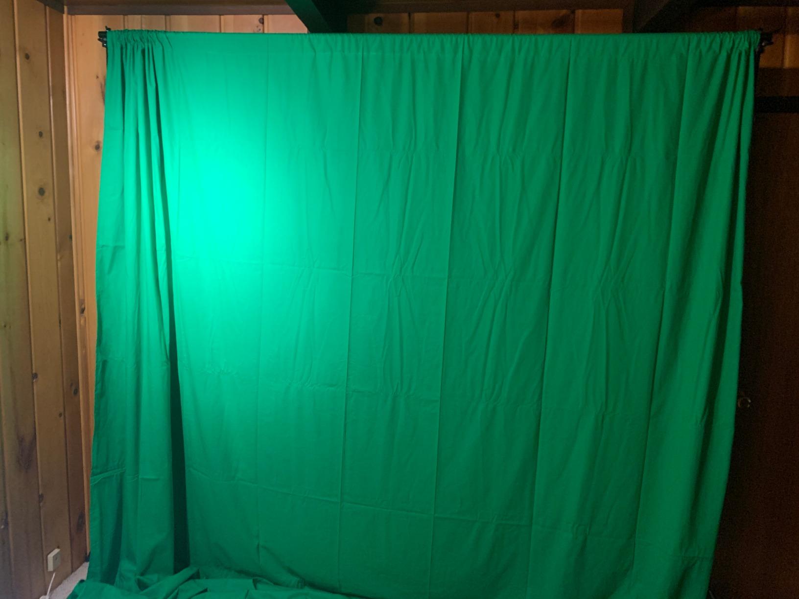 EMART Green Screen Backdrop Kit, 8.5x10FT Stand with 10x12FT Backdrop | Photography Background Support System with 100% Cotton Muslin Backdrop, 2Clamps for Photo Studio, Video Shooting, Live Stream customer photo 2
