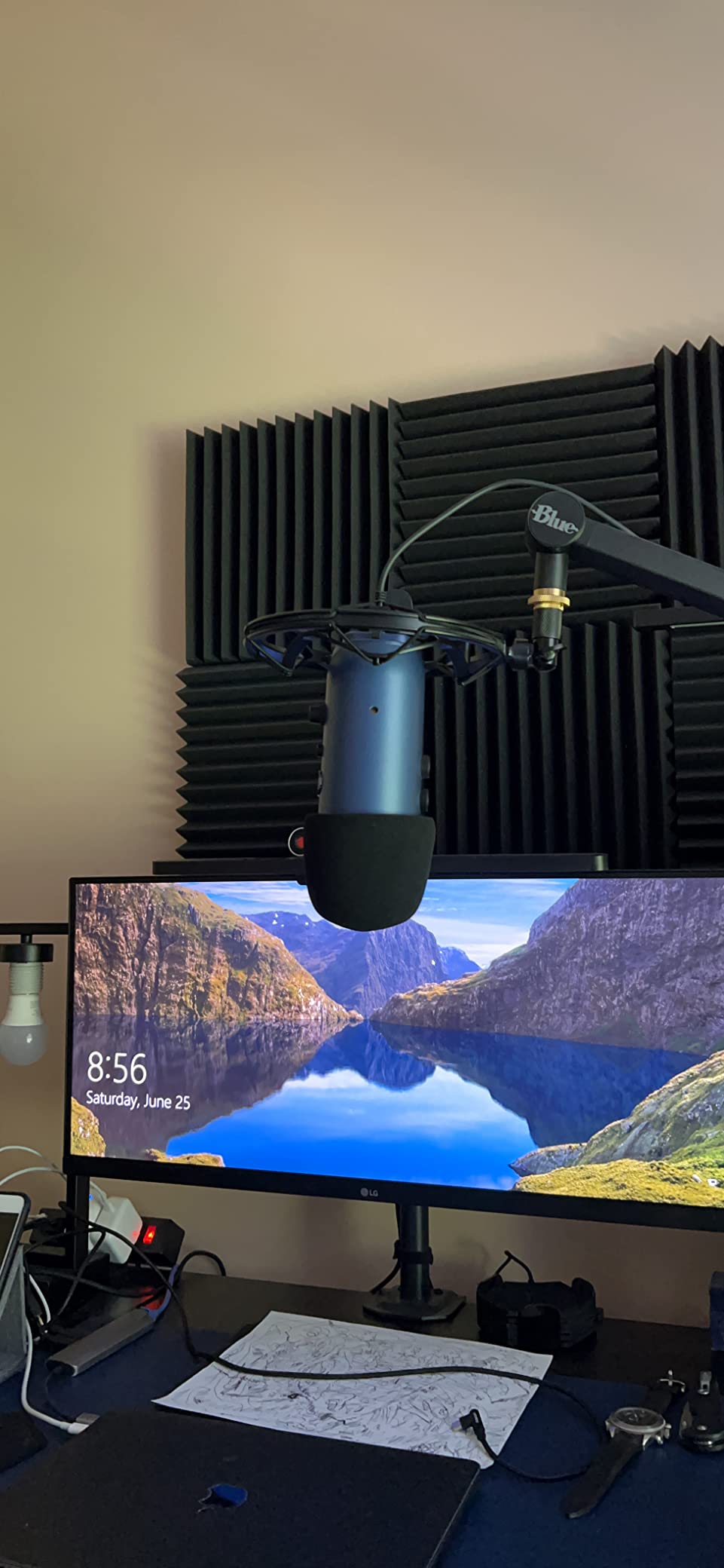 Logitech G Blue Radius III Custom Shockmount for Yeti and Yeti Pro USB Microphones customer photo 2