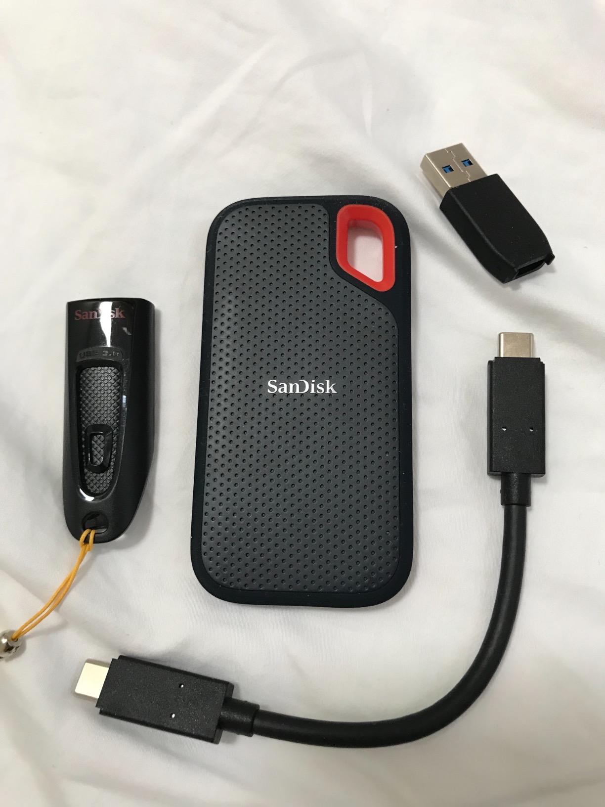 SanDisk 1TB Extreme Portable External SSD - Up to 550MB/s - USB-C, USB 3.1 - SDSSDE60-1T00-G25 customer photo 2