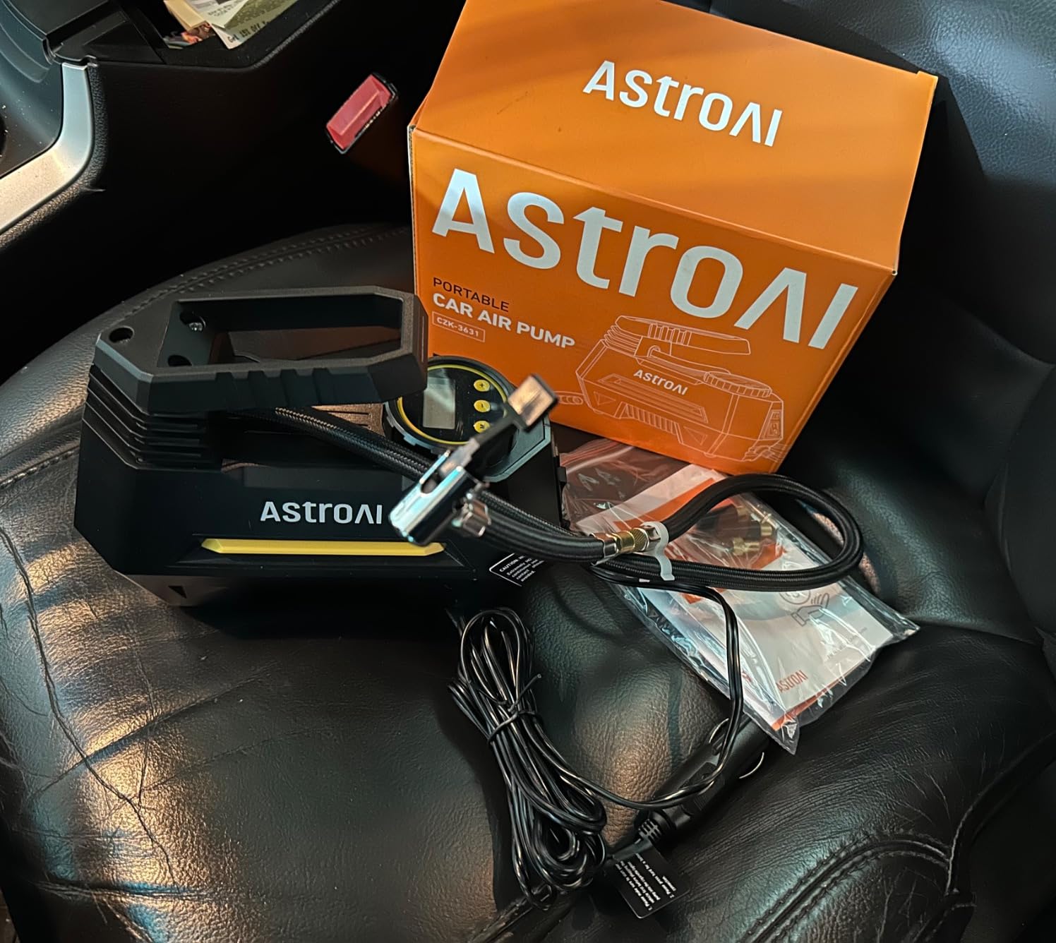 AstroAI AIRUN H Tire Inflator Portable Air Compressor, 12V DC Tire Inflator, Auto Shut-Off with Digital Pressure Gauge & LED Light, Fast Inflation for Car, Motorcycle, Bike Tires, 9.8Ft Cord, Yellow customer photo 2