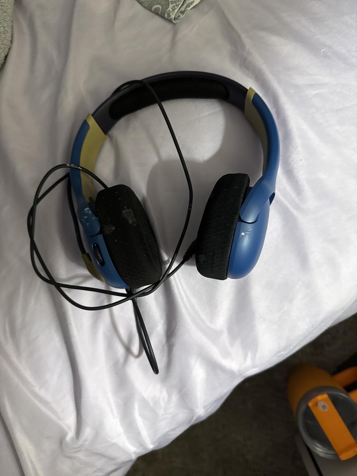 PDP Gaming LVL40 Airlite Stereo Headset for Nintendo Switch/Lite/OLED - Wired Power Noise Cancelling Microphone, Lightweight Soft Comfort On Ear Headphones (Mario Neon - Red & Blue) customer photo 2