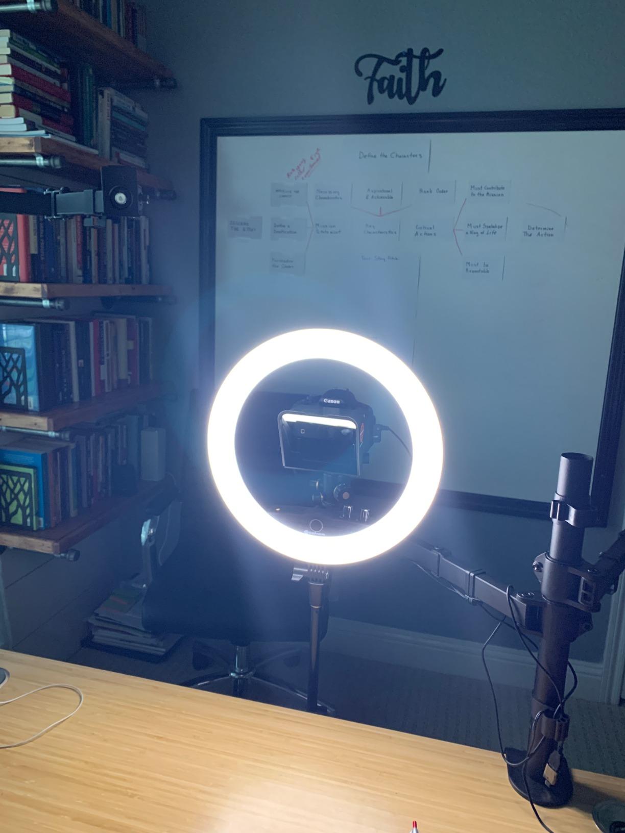 Ring Light 18 Inch LED Ringlight Kit with 73 inch Tripod Stand with Phone Holder Adjustable 3200-6000k Color Temperature Circle MUA Lighting for Camera for Vlog, Makeup,Youtobe, Video Shooting, Selfie customer photo 1