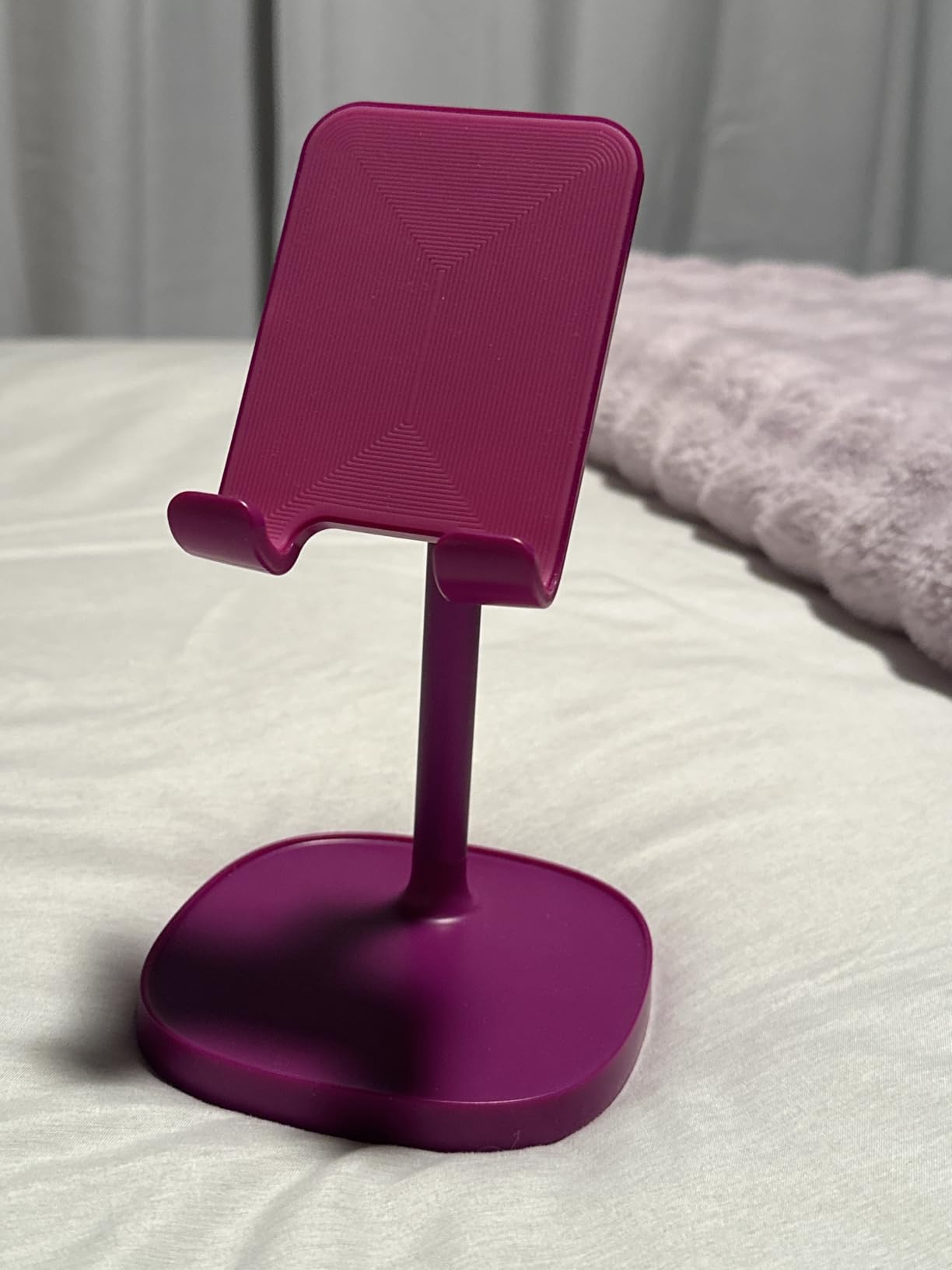 LISEN Cell Phone Stand Phone Holder for Desk, Gaming for Nintendo Switch | Office Desk Accessories for Women, iPhone Stand, Gadgets for Men Gifts, Office Decor, OtterBox Case, Switch, iPad, 4-10 in customer photo 2