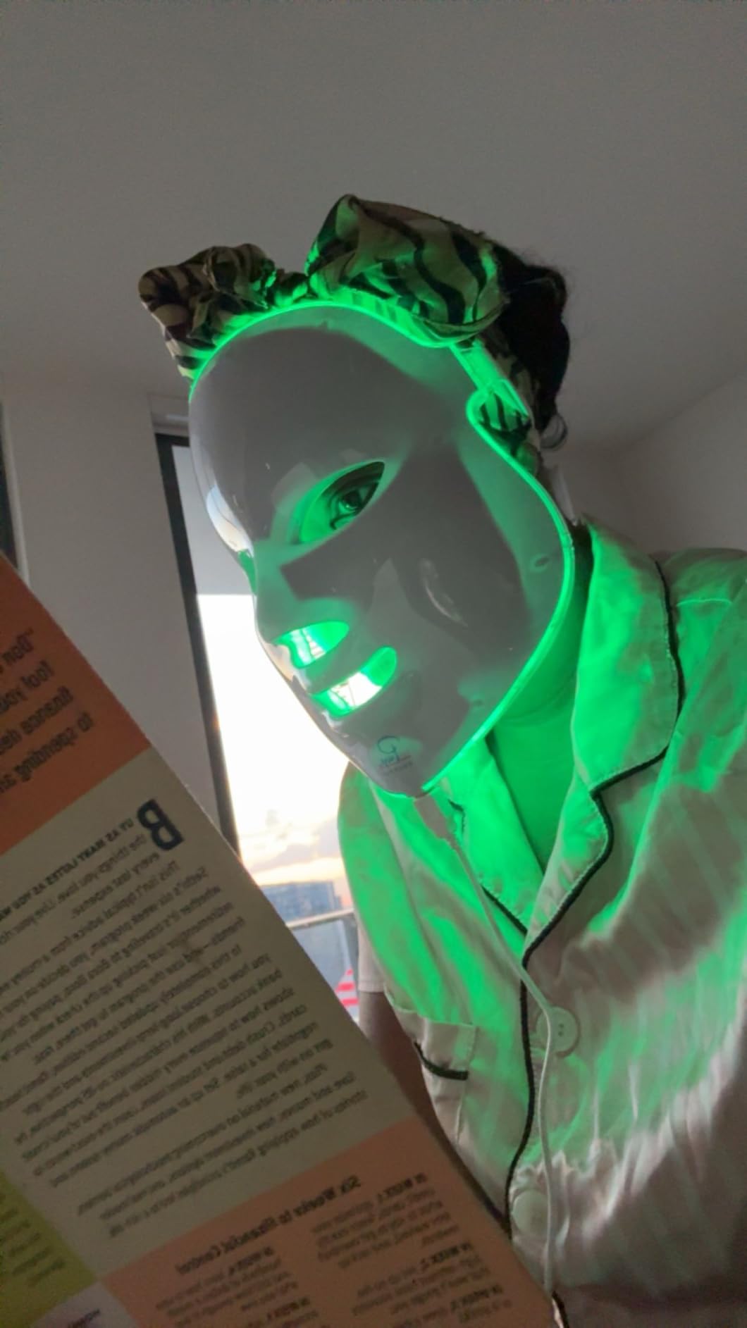 Pure Daily Care Luma Mask LED Skincare Device for the Face | 7 Advanced Color Modes | 5 Light Intensity Levels | All Skin Types customer photo 2