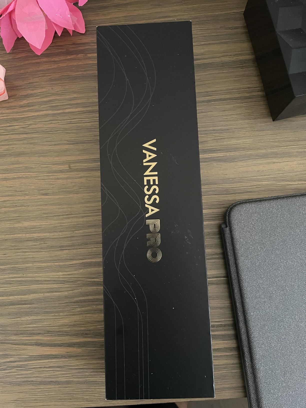 VANESSA PRO Titanium Flat Iron 1 Inch Hair Straightener for Smooth Results customer photo 2