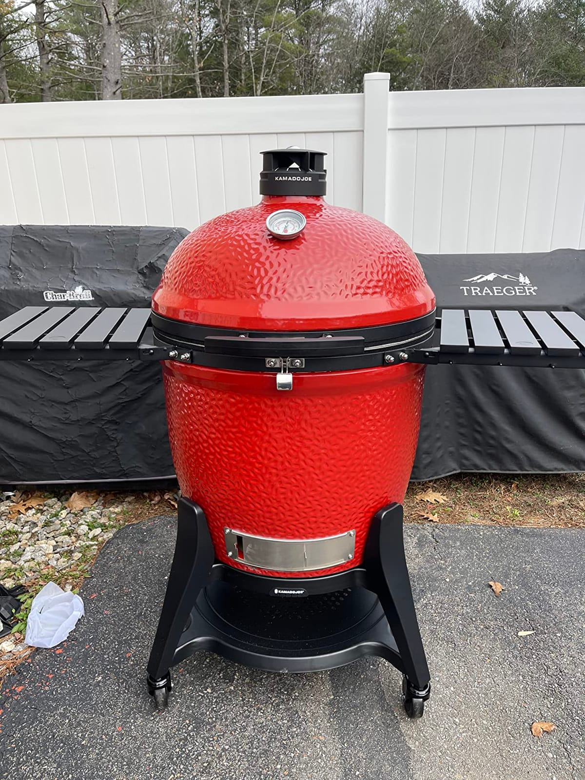 Kamado Joe Big Joe Series III 24-inch Ceramic Charcoal Grill and Smoker with Premium Cart, SloRoller Insert and 450 Cooking Square Inches in Red, Model KJ15041021 customer photo 1