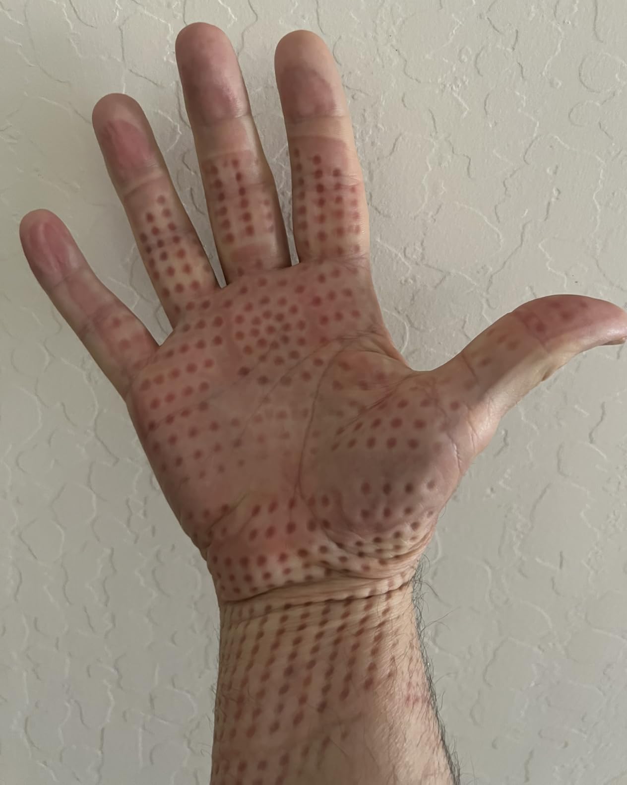 LifePro Legra Hand Massager with Heat and Compression & Cordless Design customer photo 1