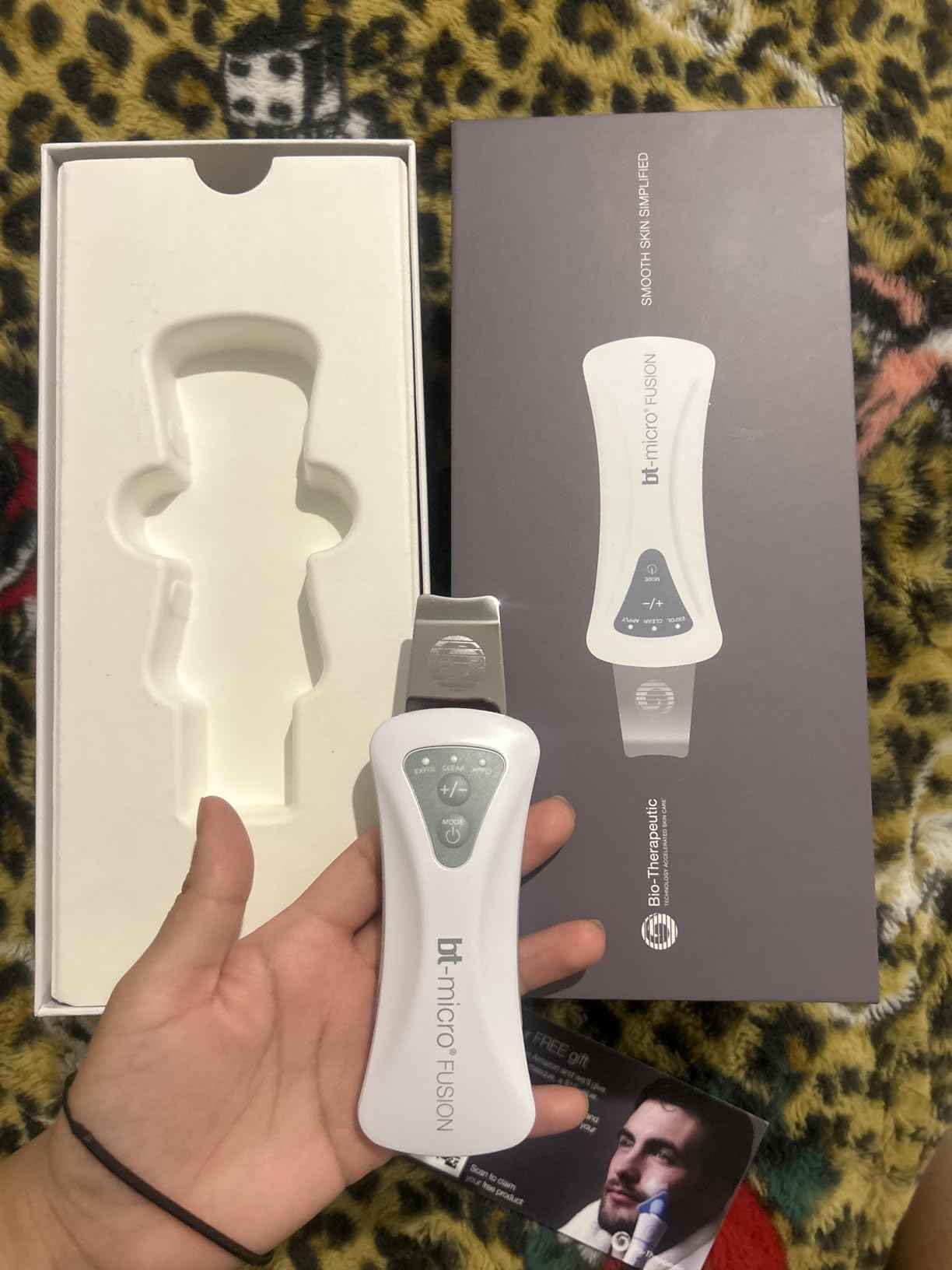 Bio-Therapeutic bt-Micro Fusion Ultrasonic Skin Exfoliation Tool – Deep Cleansing, Blackhead Extraction, Smooth & Clear Skin, 3 Modes, Stainless Steel Applicator, Rechargeable customer photo 2