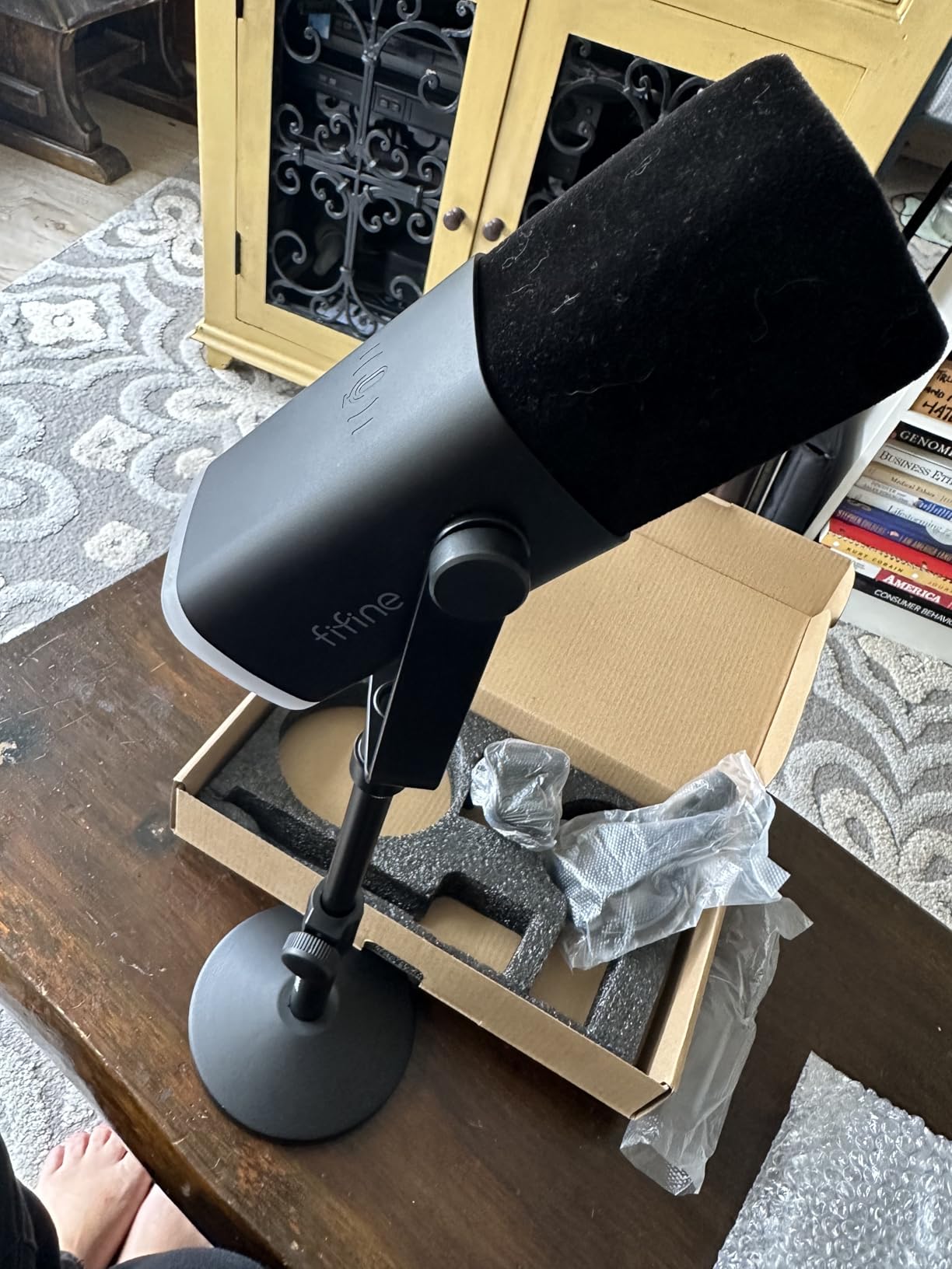 BILIONE Versatile Desktop Microphone Stand, Mic Stand Kit for Desk customer photo 2