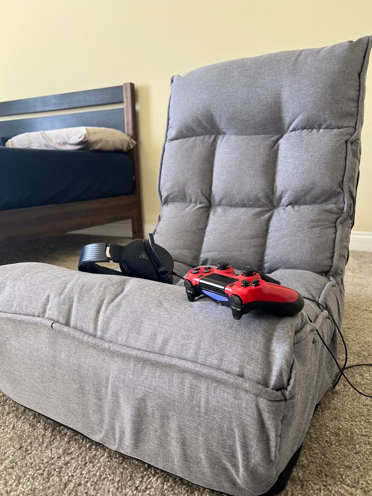 DORTALA Foldable Floor Chair for Adults, Memory Foam Gaming Chair w/ 5-Position Adjustable Head and Back Support, Indoor Seat for Bedroom, Living Room, Gaming Room, Black customer photo 1