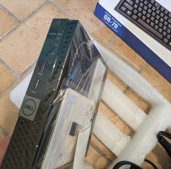 Dell Optiplex 7060 Micro MFF Desktop PC Intel i7-8700T 6-Cores 2.40GHz 32GB DDR4 New 1TB M.2 NVMe SSD WiFi BT HDMI New KB & Mouse Windows 11 Pro (Renewed) customer photo 1