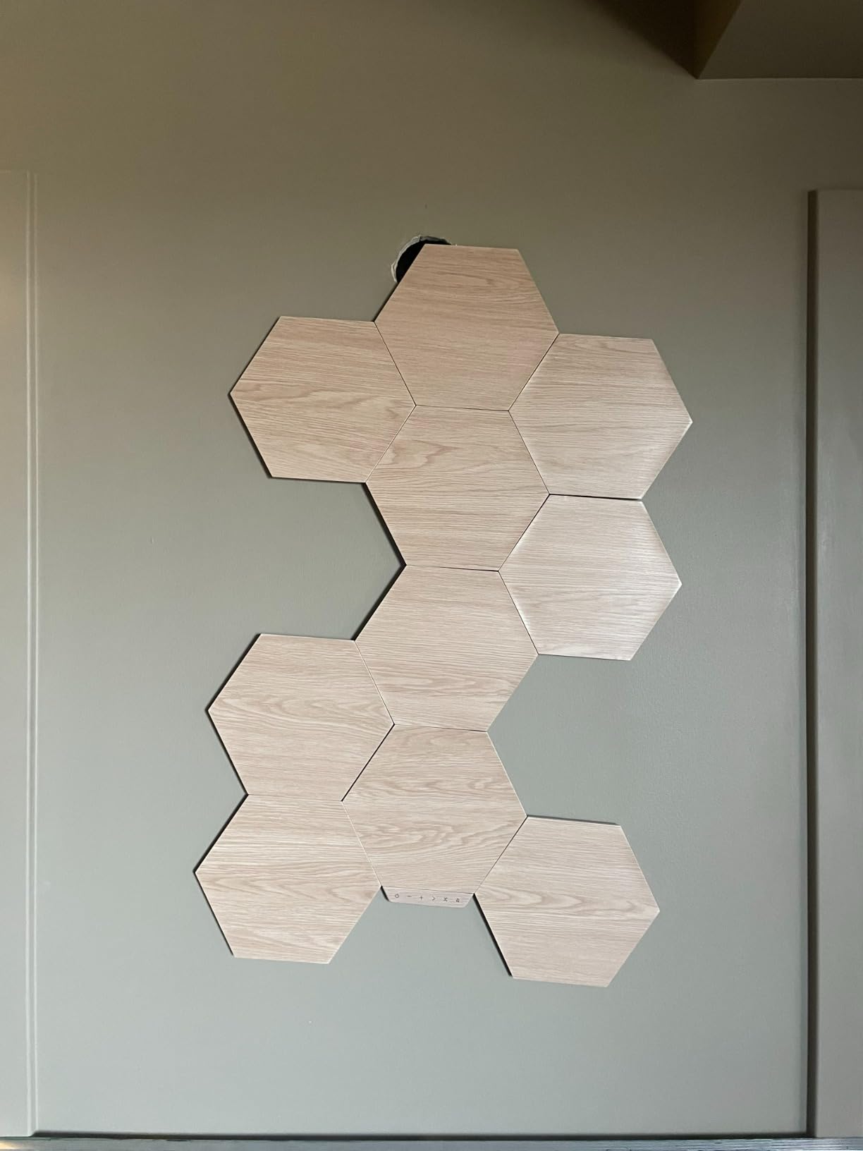 Nanoleaf Hexagon Lights, Smart RGBW LED Wall Light Panels, 3 PK, Brown customer photo 1
