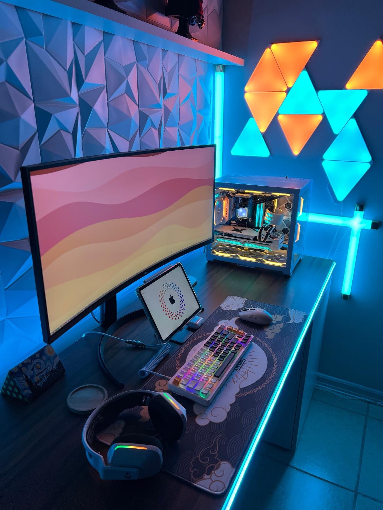 Nanoleaf Hexagon Lights, Smart RGBW LED Wall Light Panels, 3 PK, Brown customer photo 2