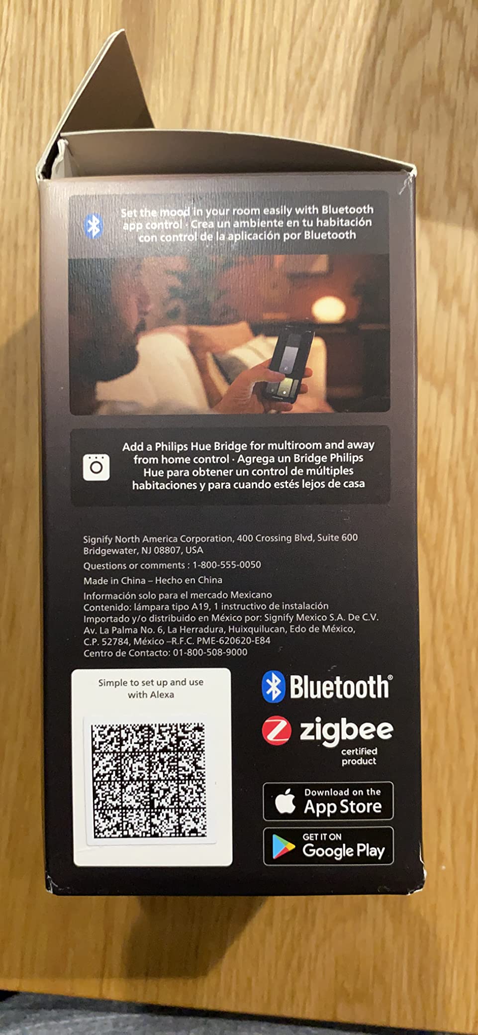 Philips Hue Smart 75W A19 LED Bulb - Soft Warm White Light - 1 Pack - 1100LM - E26 - Indoor - Control with Hue App - Works with Alexa, Google Assistant and Apple Homekit customer photo 1