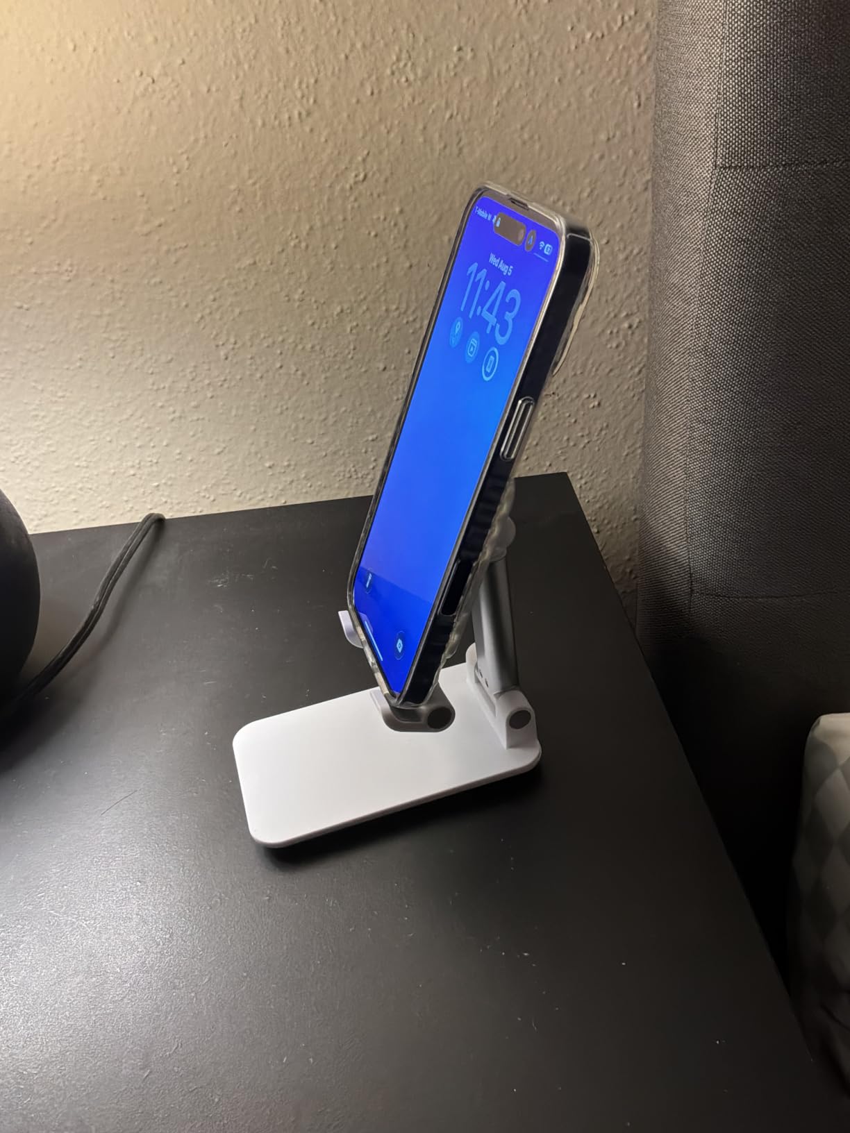 Meetuo 2 Pcs Cell Phone Stand for Desk Adjustable Desktop Phone Holder customer photo 1