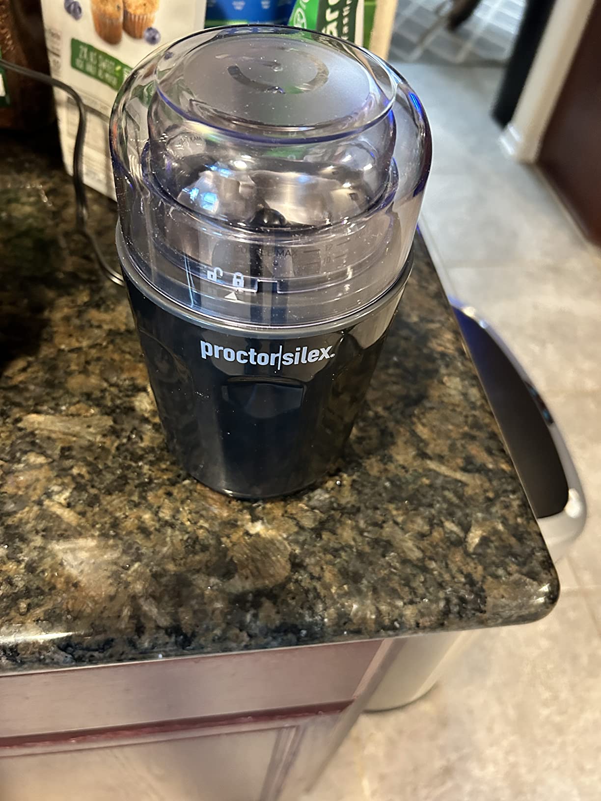 Proctor Silex Sound Shield Electric Coffee Grinder for Quiet Grinding, Stainless Steel Blades, Beans, Spices and More, 12 Cups, Black (80402) customer photo 1