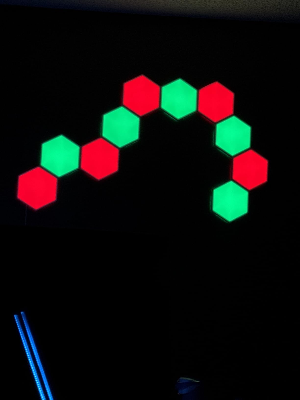 Govee Glide Hexa Light Panels, RGBIC Hexagon LED Wall Lights | Wi-Fi Smart Home Creative Wall Lights with Music Sync, Works with Alexa Google Assistant for Indoor Gaming Decor, 10 Pack customer photo 2