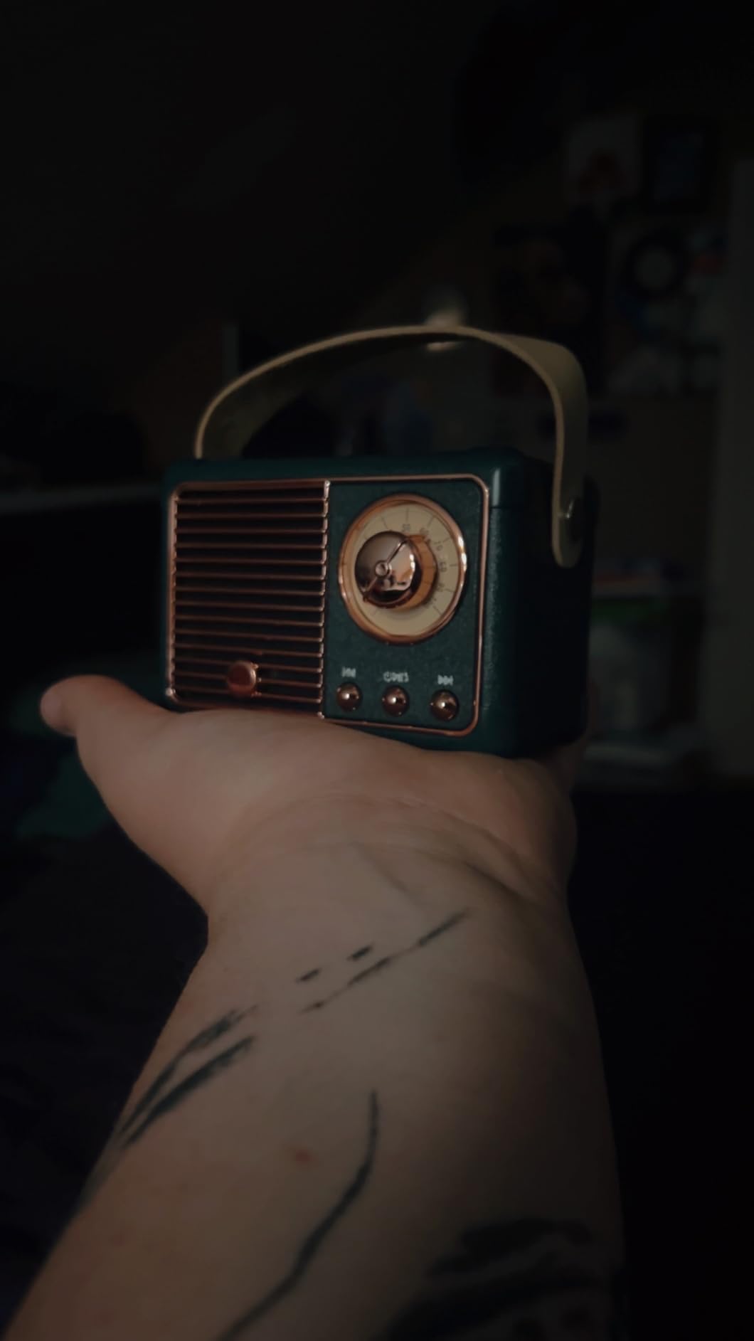 Dosmix Retro Bluetooth Speaker,Small Vintage Decor,Cute Birthday Gifts Blue customer photo 2