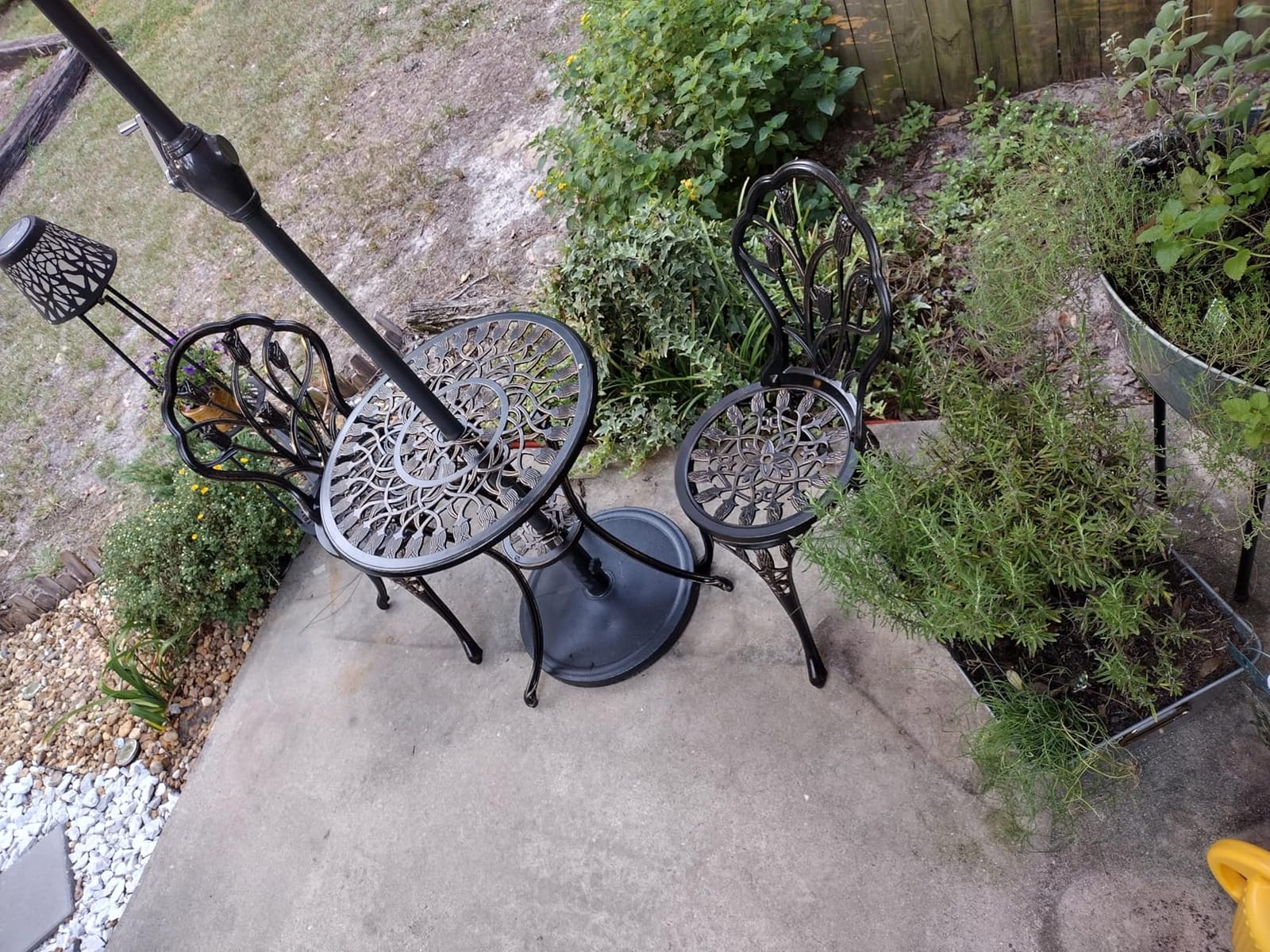 YKSY&YKSY Patio Bistro Set.Rust-Resistant Cast Aluminum Bistro Table Set with Umbrella Hole for Backyard (Leaf DESIGNCOPPER) customer photo 2