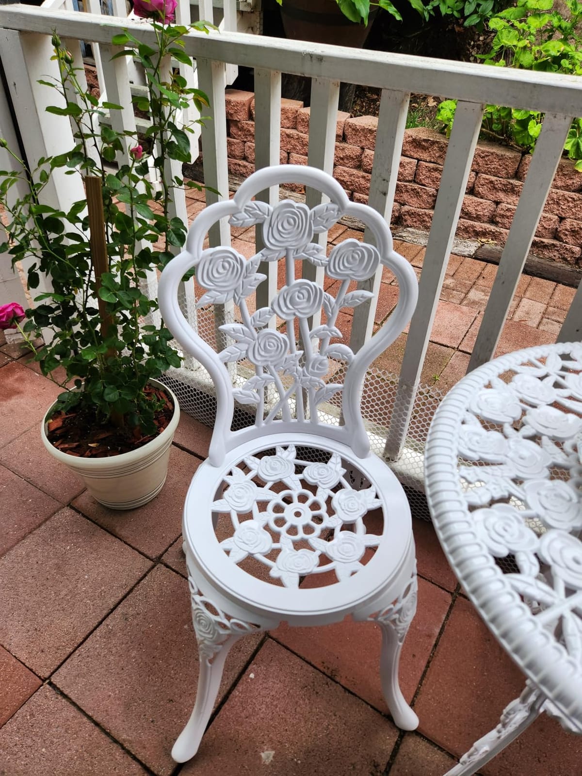 C/G 3 Piece Bistro Set,Outdoor Patio Set,Anti-Rust Cast Aluminum Bistro Table Set for Park Yard Front Porch Furniture(Antique Copper) customer photo 2