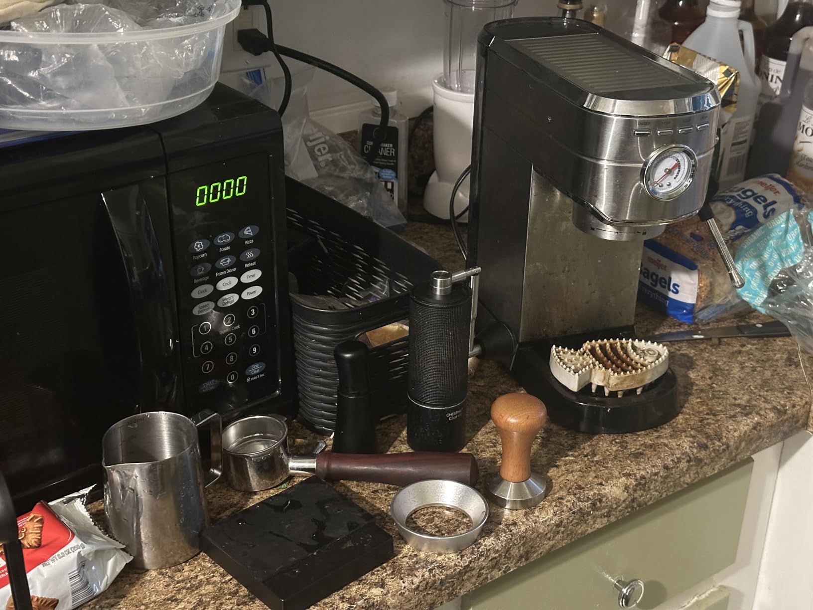 CASABREWS CM5418 Compact Espresso Machine with Milk Frothing Steam Wand customer photo 2