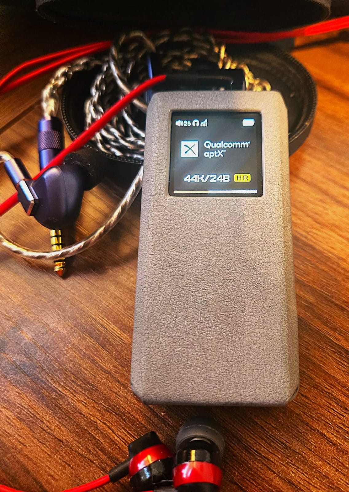 FiiO BTR7 Headphone Amp Bluetooth Receiver High Resolution Portable DAC Supports MQA/LDAC/aptX HD 384K/32Bit DSD256 for Phone/PC/Car/Home Audio customer photo 2