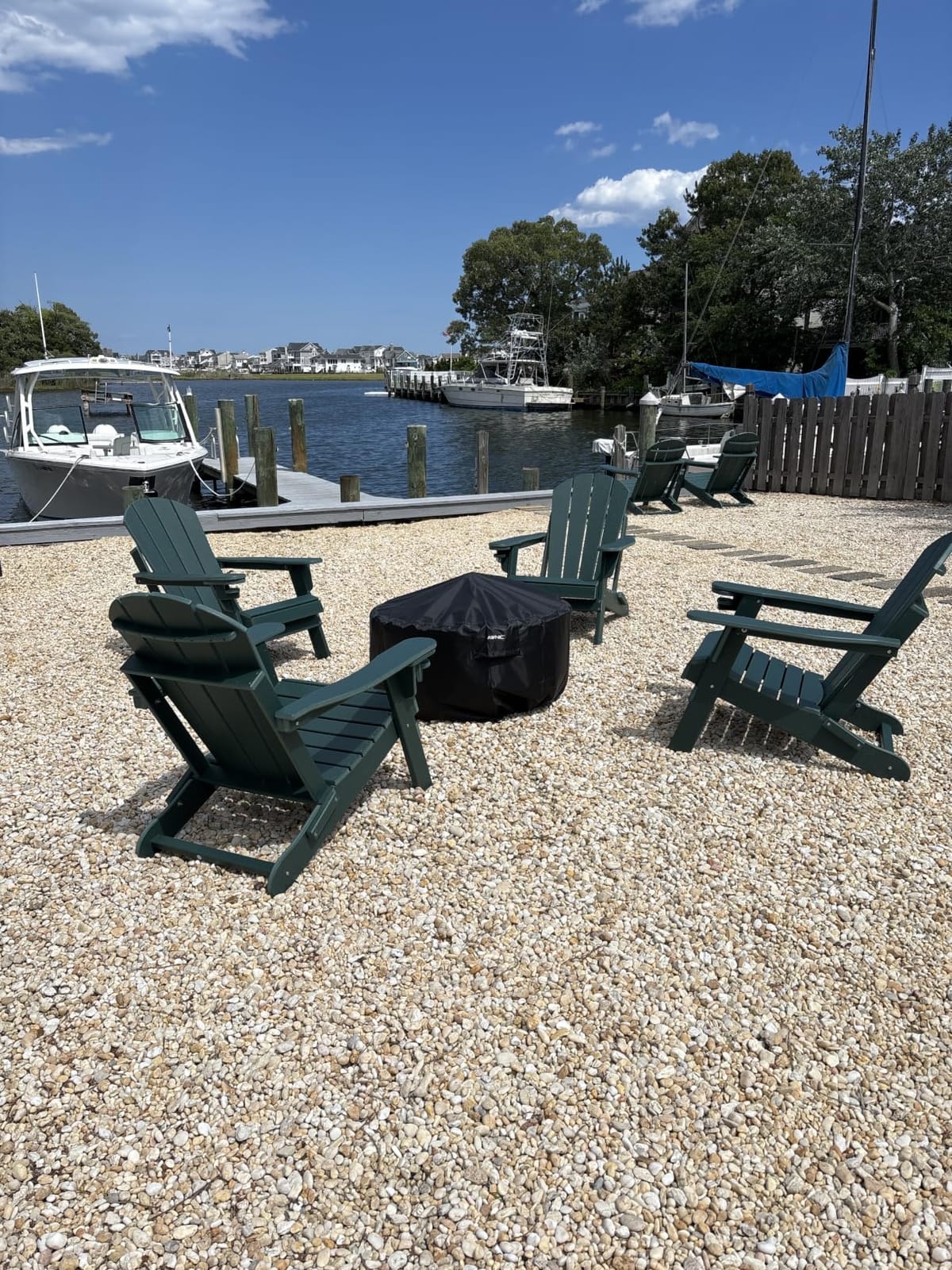 GREENVINES Folding-Adirondack-Chairs Set of 4, HDPE All Weather, Black customer photo 1