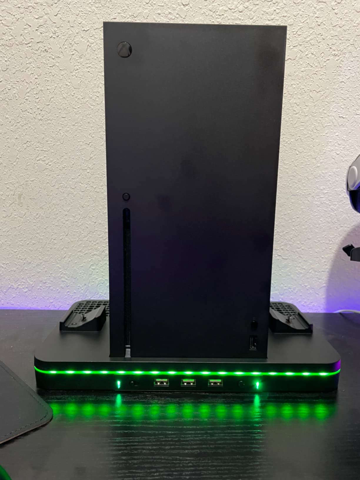 Xbox Series X Accessories, Cooling Fan Charging Stand Compatible with Xbox Series X/S Console, Wireless Dual Controller Charger Dock, 2-Speed Fans, 15 RGB Light Modes, 3 USB Ports, Black customer photo 2