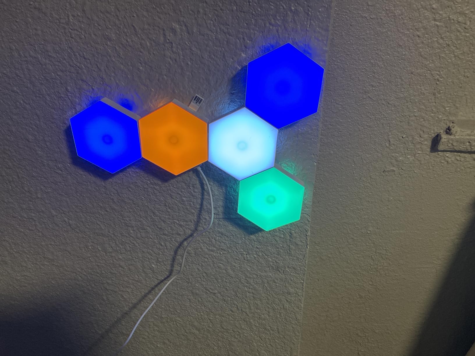 Vcwtty Hexagon Light Panels with Remote, 13 Colors, 6 Pack customer photo 2