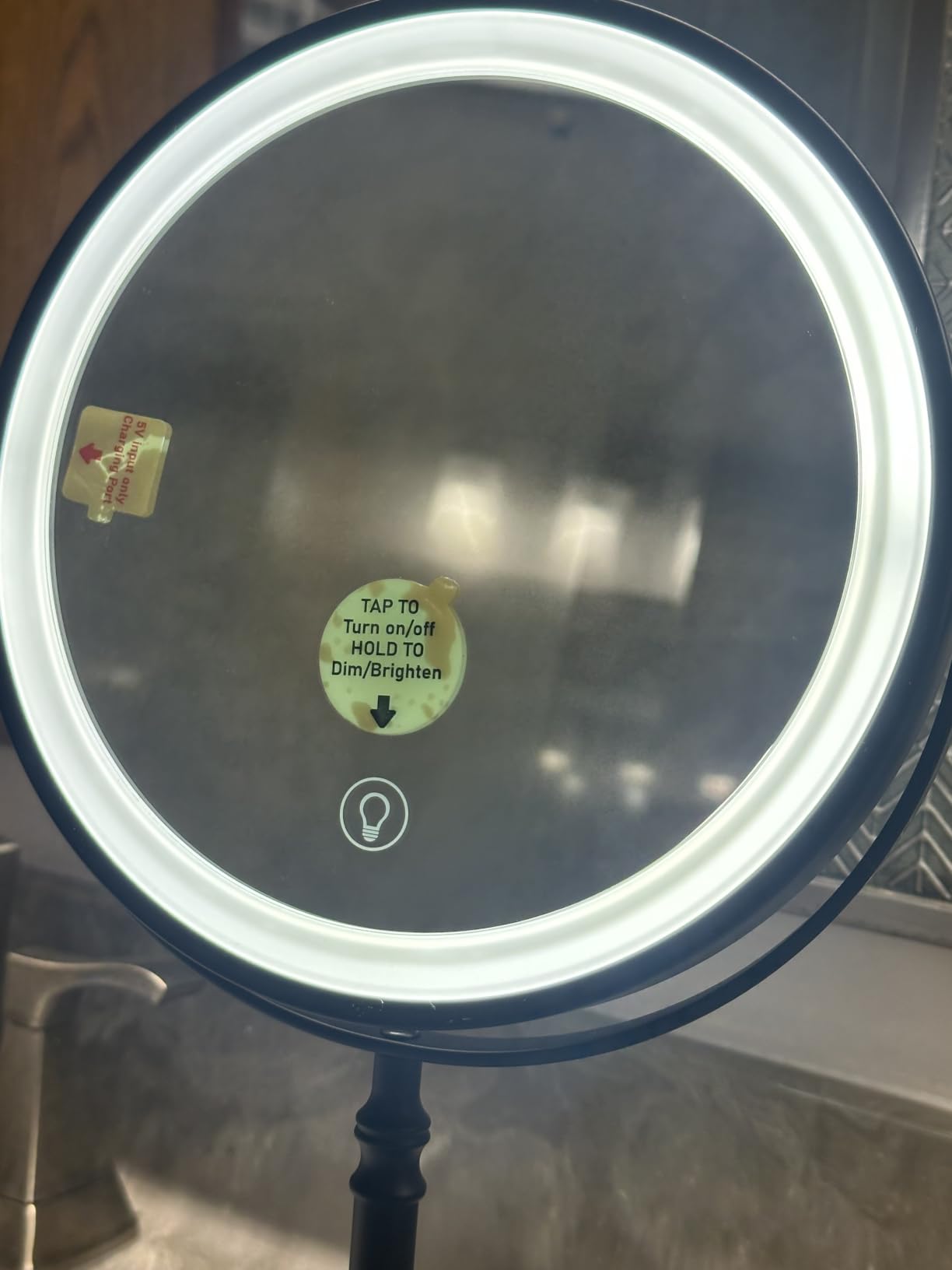 DEIOVWXS Makeup Mirror, Rechargeable Vanity Mirror with 3 Lights, 1X/10X customer photo 1