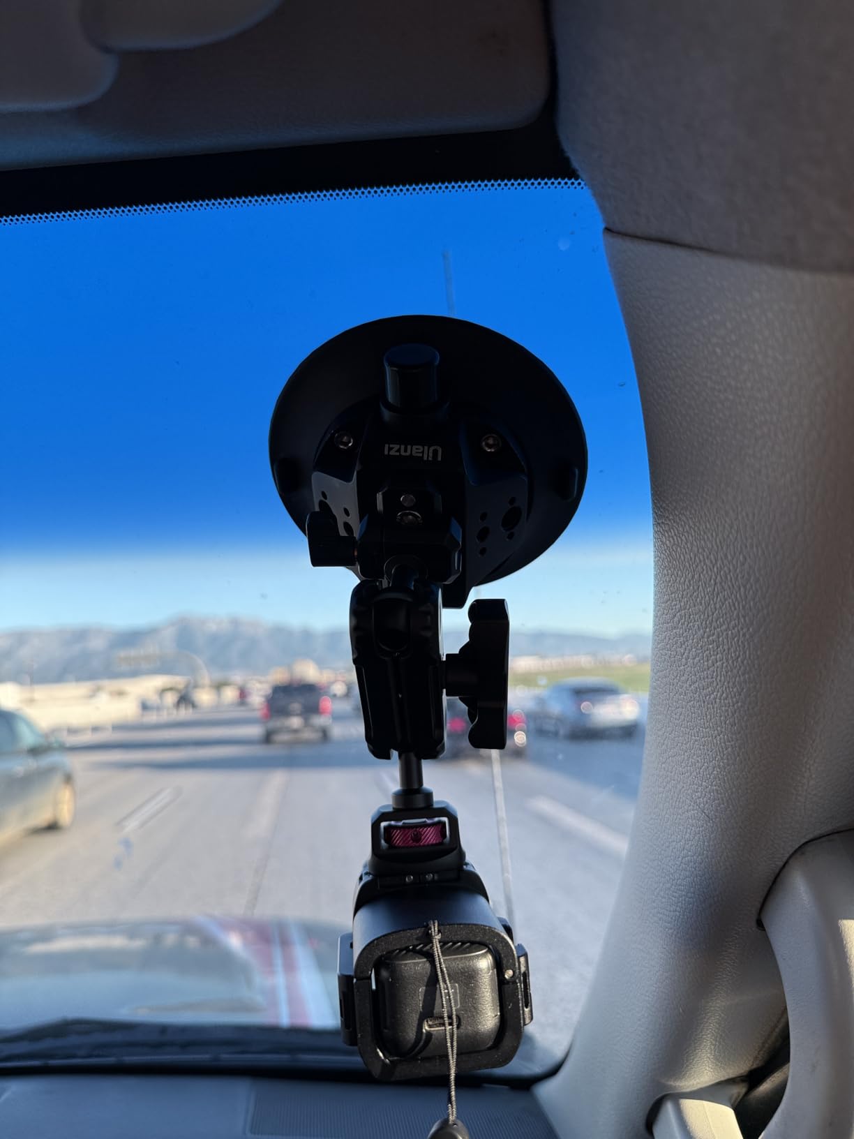 ULANZI SC-02 Suction Mount 4.5'', Magic Arm Bracket for DSLR Cameras Video customer photo 2