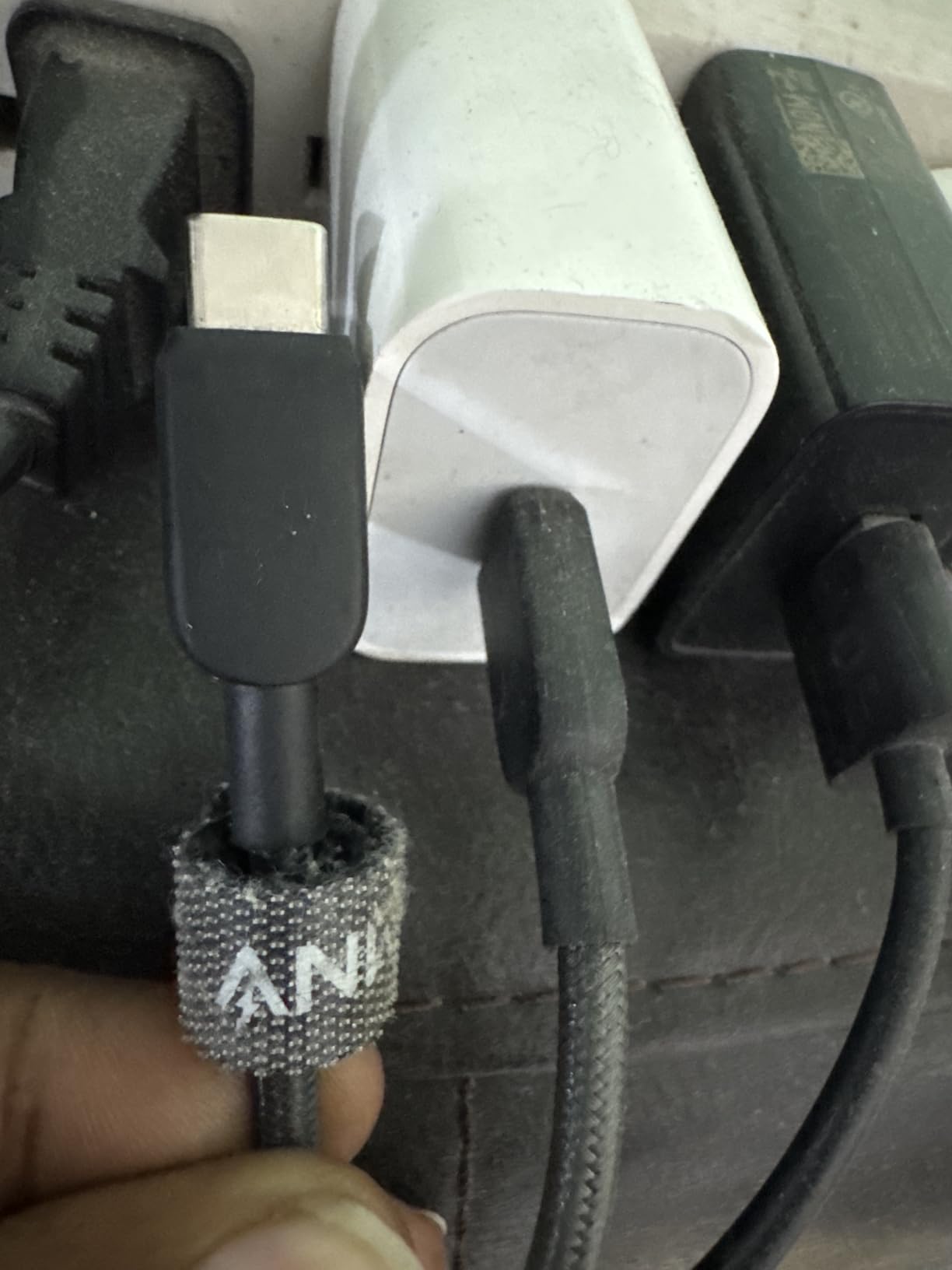 Anker USB C to USB C Cable, Type C Fast Charging Cord (2-Pack, 6 ft, Black) customer photo 1
