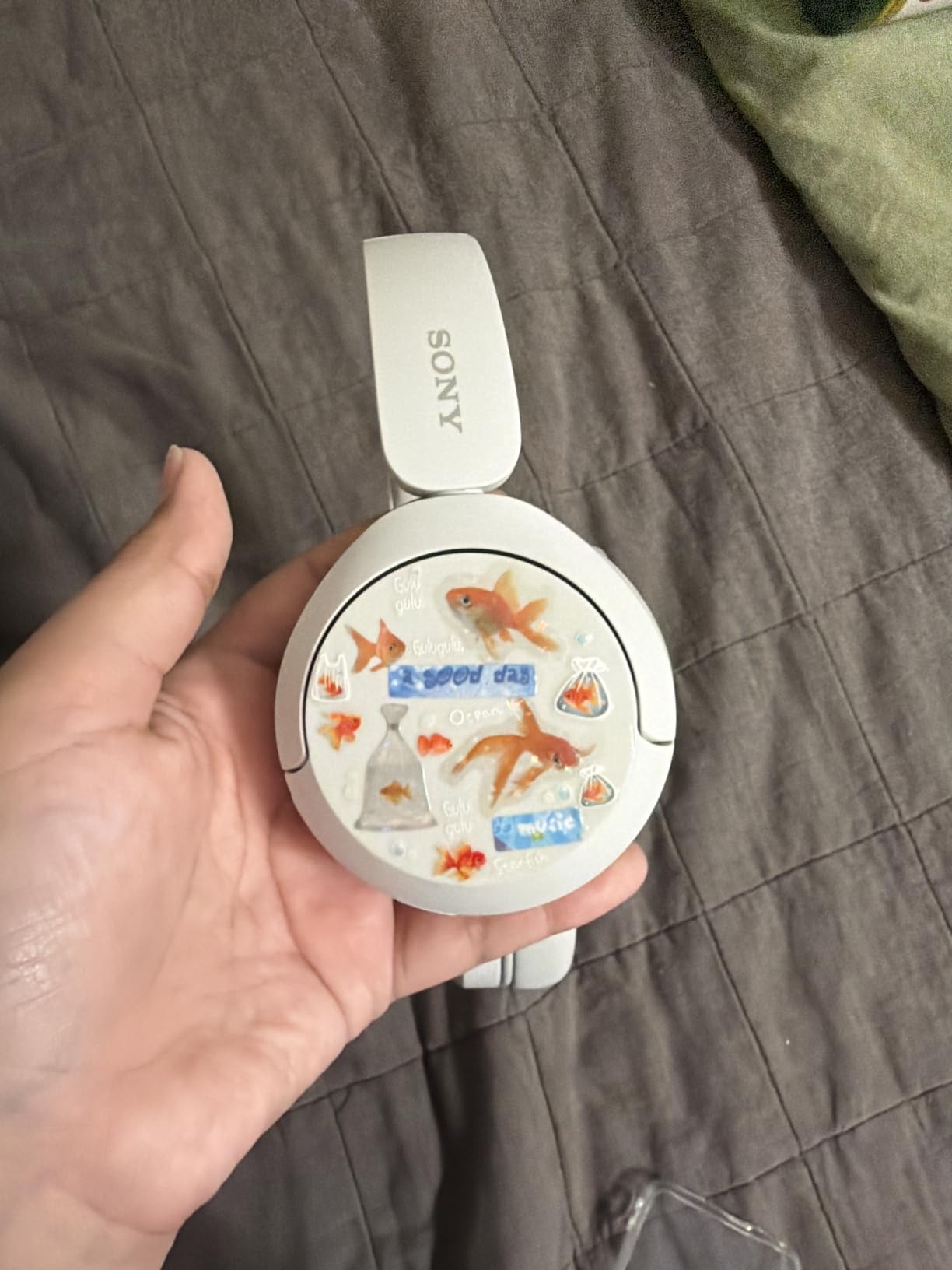Sony WH-CH520 Wireless On-Ear Bluetooth Headphones with Microphone, Blue customer photo 1