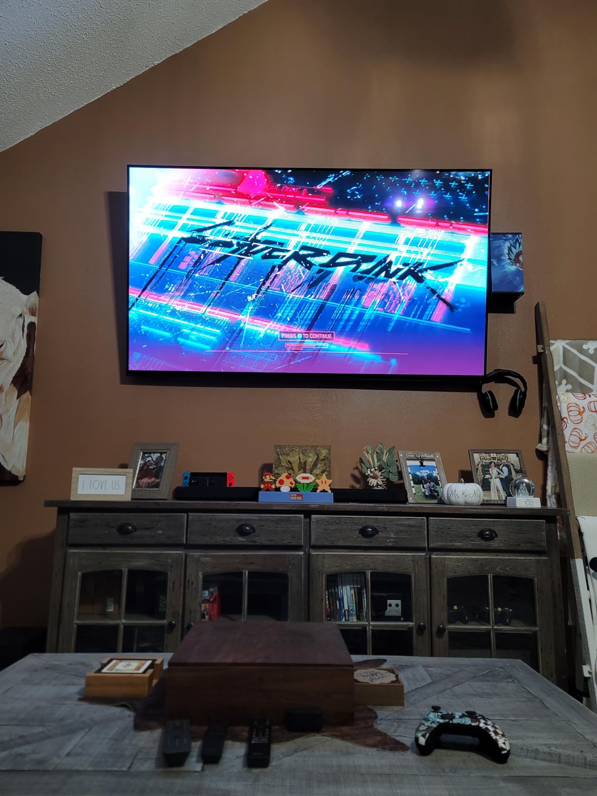 Sony OLED 83 inch BRAVIA XR A80L Series 4K Ultra HD TV: Smart Google TV with Dolby Vision HDR and Exclusive Gaming Features for The PlayStation® 5 XR83A80L- 2023 Model,Black customer photo 1