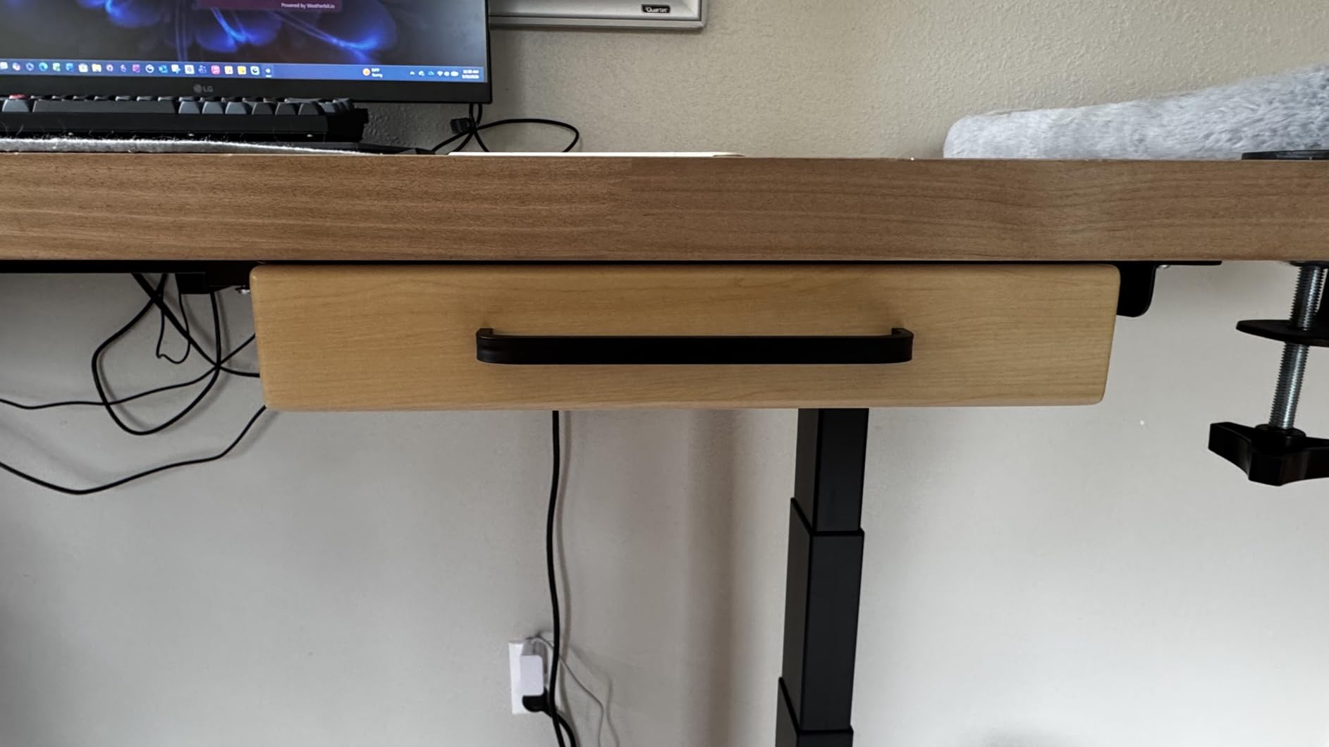 VIVO Black 13 x 9 in Under Desk Storage Drawer, DESK-DR1H-B customer photo 1
