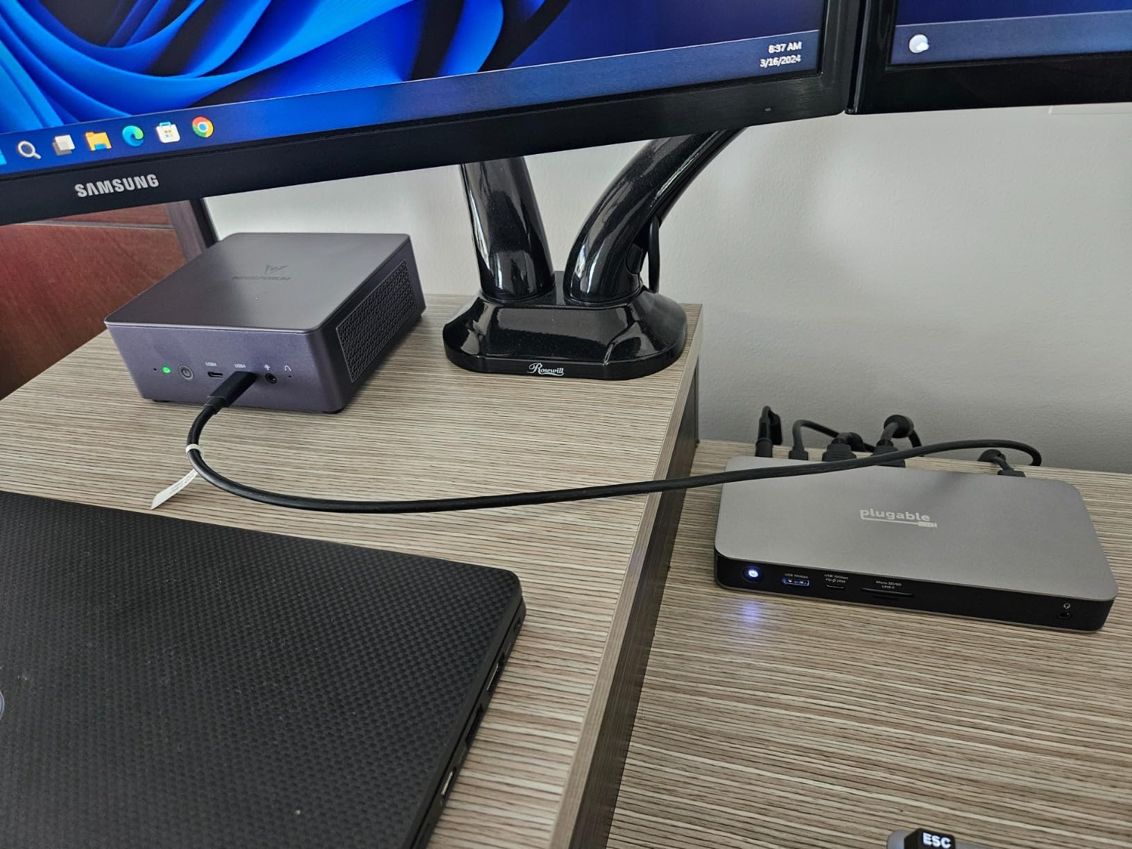 MINISFORUM Venus UM790 Pro Mini PC AMD Ryzen 9 7940HS up to 5.2 GHz 32 GB DDR5 1TB SSD with AMD Radeon 780M, 4X USB3.2, 2X USB4, 2xHDMI 2.1, 2X PCIe4.0, Wi-Fi 6E/BT5.3, RJ45 2.5 G customer photo 2