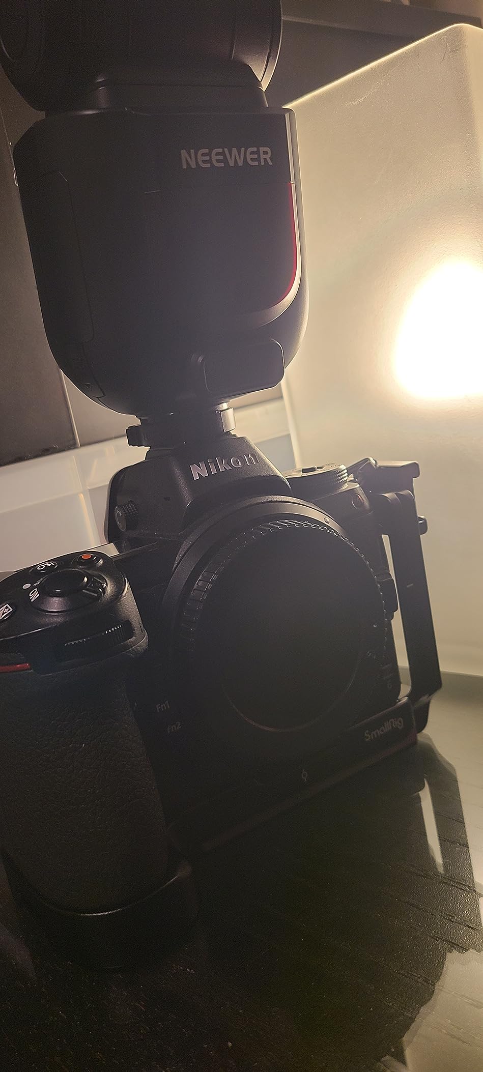 NEEWER Z1-N TTL Round Head Flash Speedlite for Nikon with Magnetic Dome Diffuser, 76Ws 2.4G 1/8000s HSS Speedlight, 10 Levels LED Modeling Lamp, 2600mAh Battery, 480 Full Power Shots, 1.5s Recycling customer photo 2