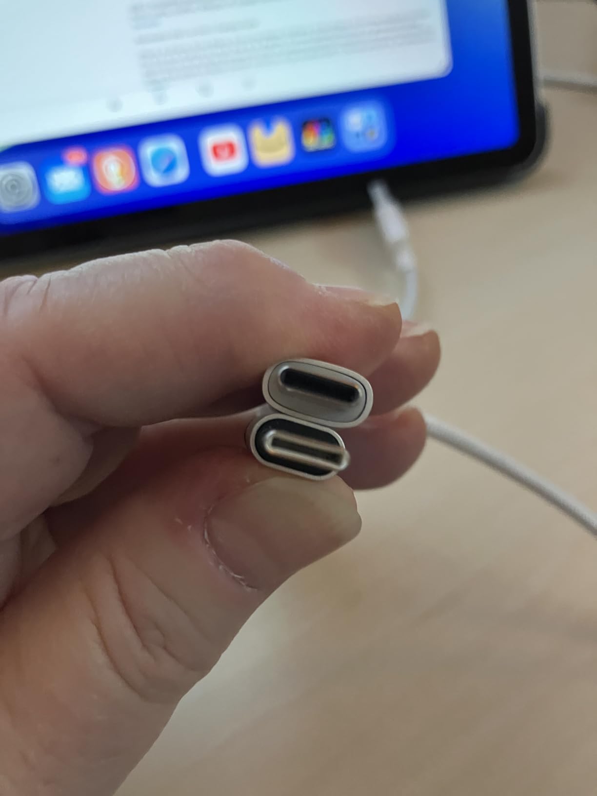 USB C Cable,60W Retractable C to C Fast Charging Cable,Type C Charger Cord for iPhone 17 16 15 Pro Max, iPad Air 4, Galaxy S24 S23 Android iOS Type C Cell Phones Tablets Universal Use (2Pack/White) customer photo 2