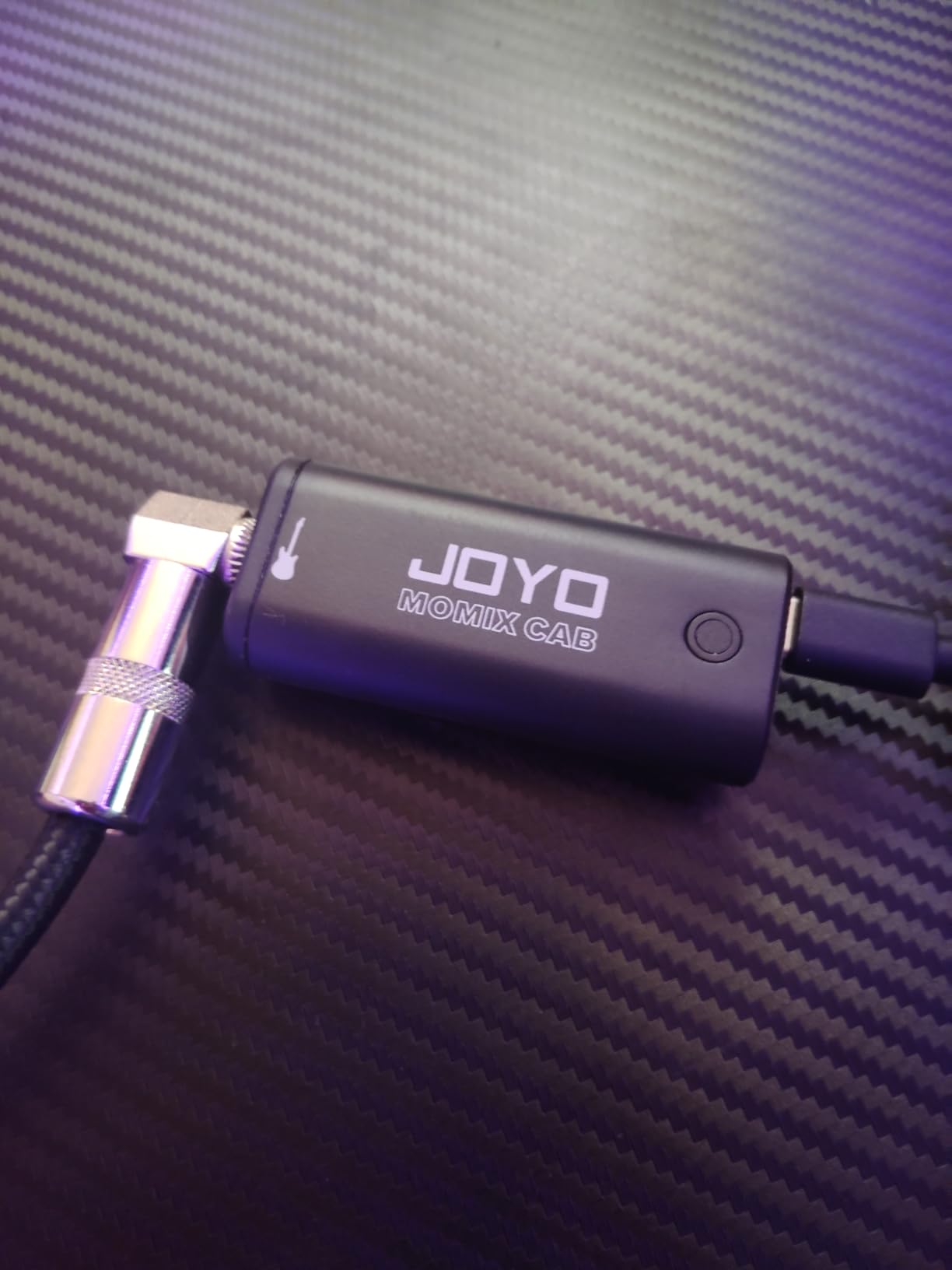 JOYO Guitar Audio Interface for Phone, Direct Monitoring with 6.35mm Input & 3.5mm Headphone Out, USB-C & Lightning Plug & Play, Portable Pocket Size (MOMIX CAB) customer photo 2