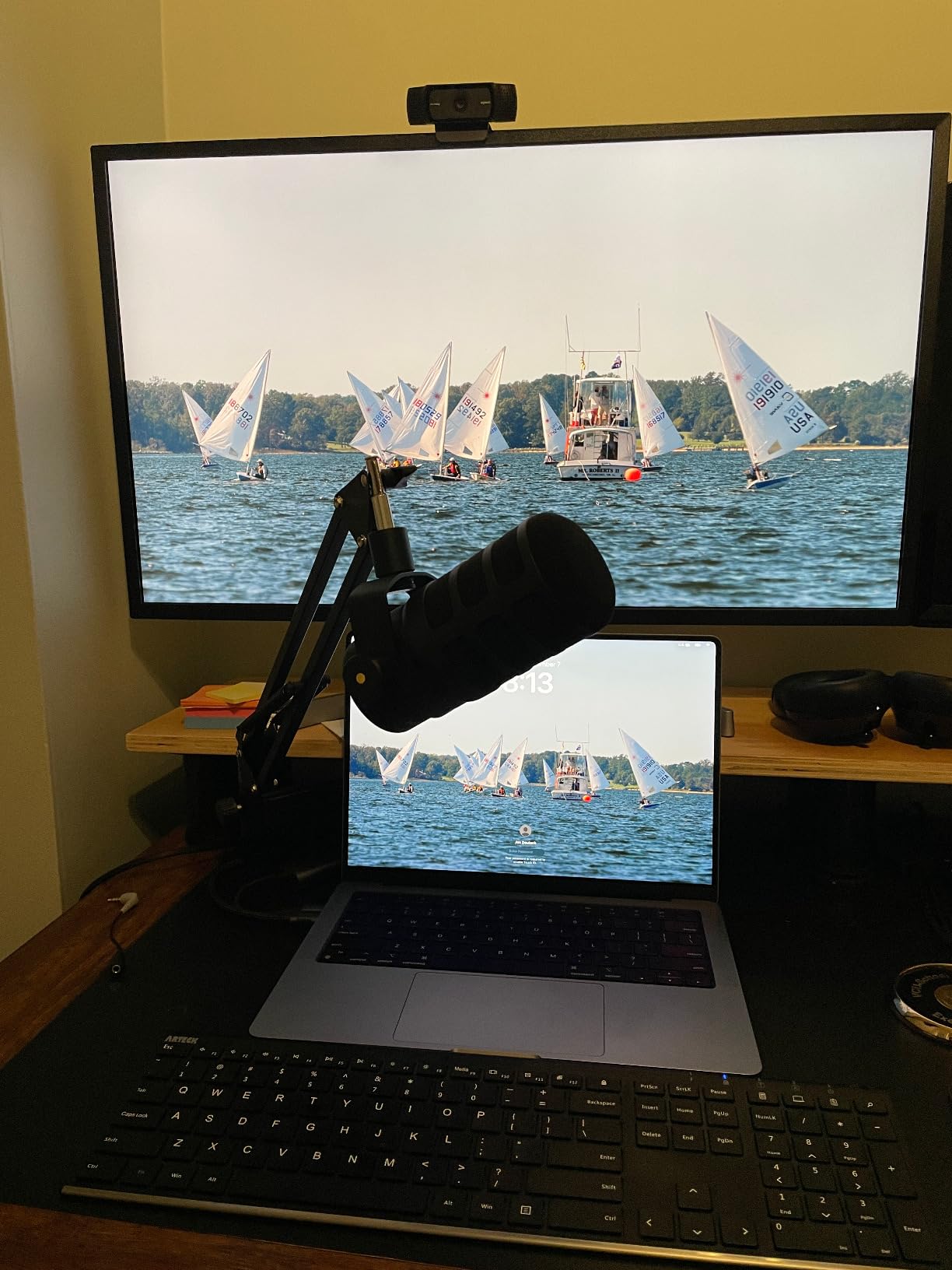 Tonor Mic Arm Desk Mount, Low Profile Boom Arm for Microphone, Adjustable Mic Stand with Desk Mount Clamp, 3/8’’ and 5/8’’ Screwadapter for Most Micr, 38 cm +35 cm(15''+14''), Black, T20LP customer photo 2