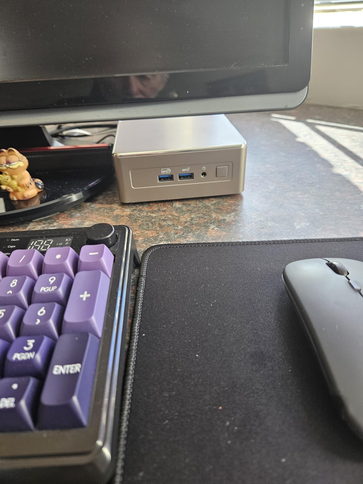 GEEKOM A5 2027 Edition Mini PC, Ryzen 7 7730U, 16GB RAM, 512GB NVMe SSD customer photo 1