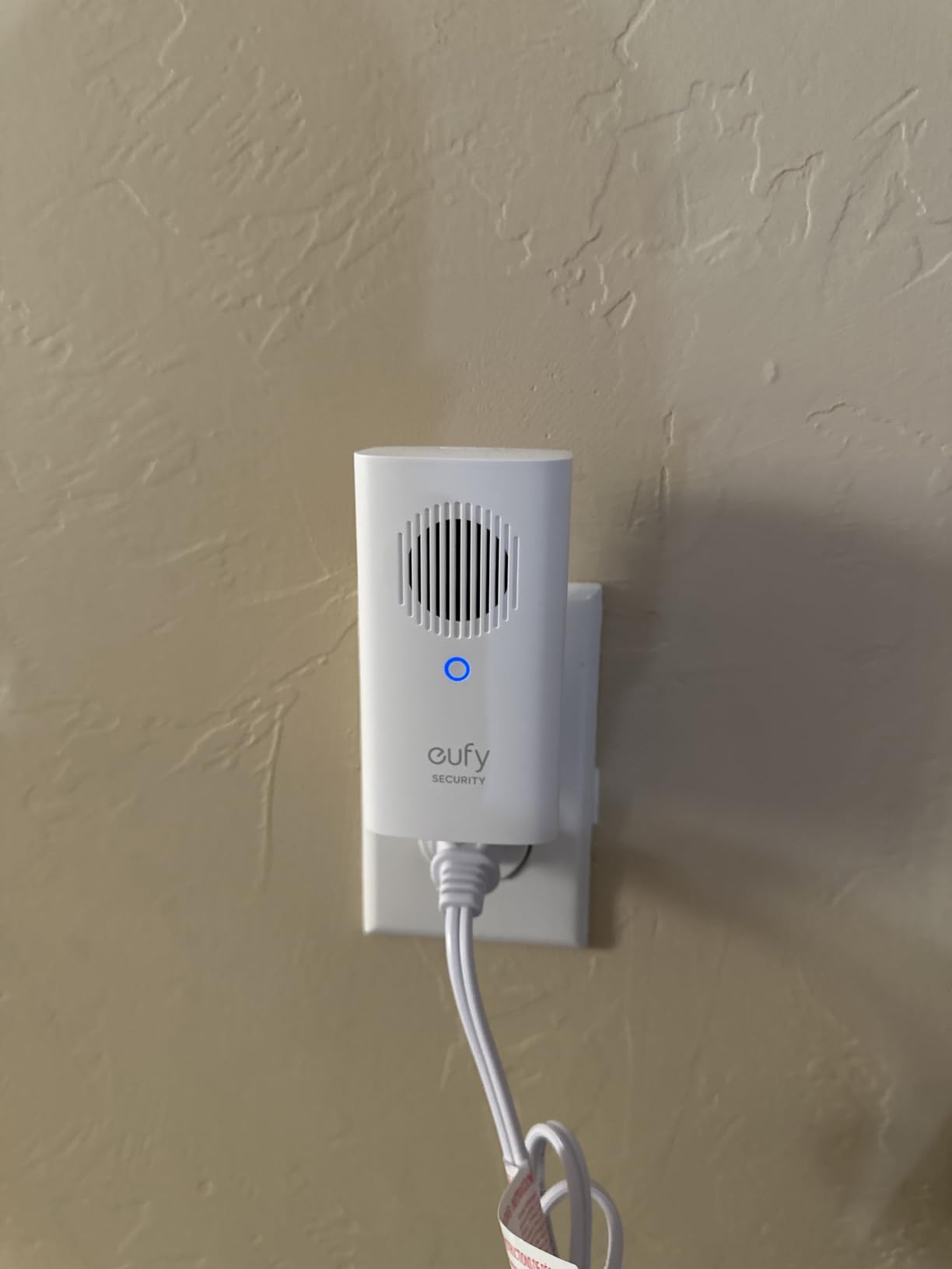 eufy Security Video Doorbell Add-On Chime, Indoor Chime, Requires eufy Security Video Doorbell E340/C30/C31, No-Delay Ring, Adjustable Volume, 8 Fun Ringtones, only works with 2.4GHz Wi-Fi customer photo 1