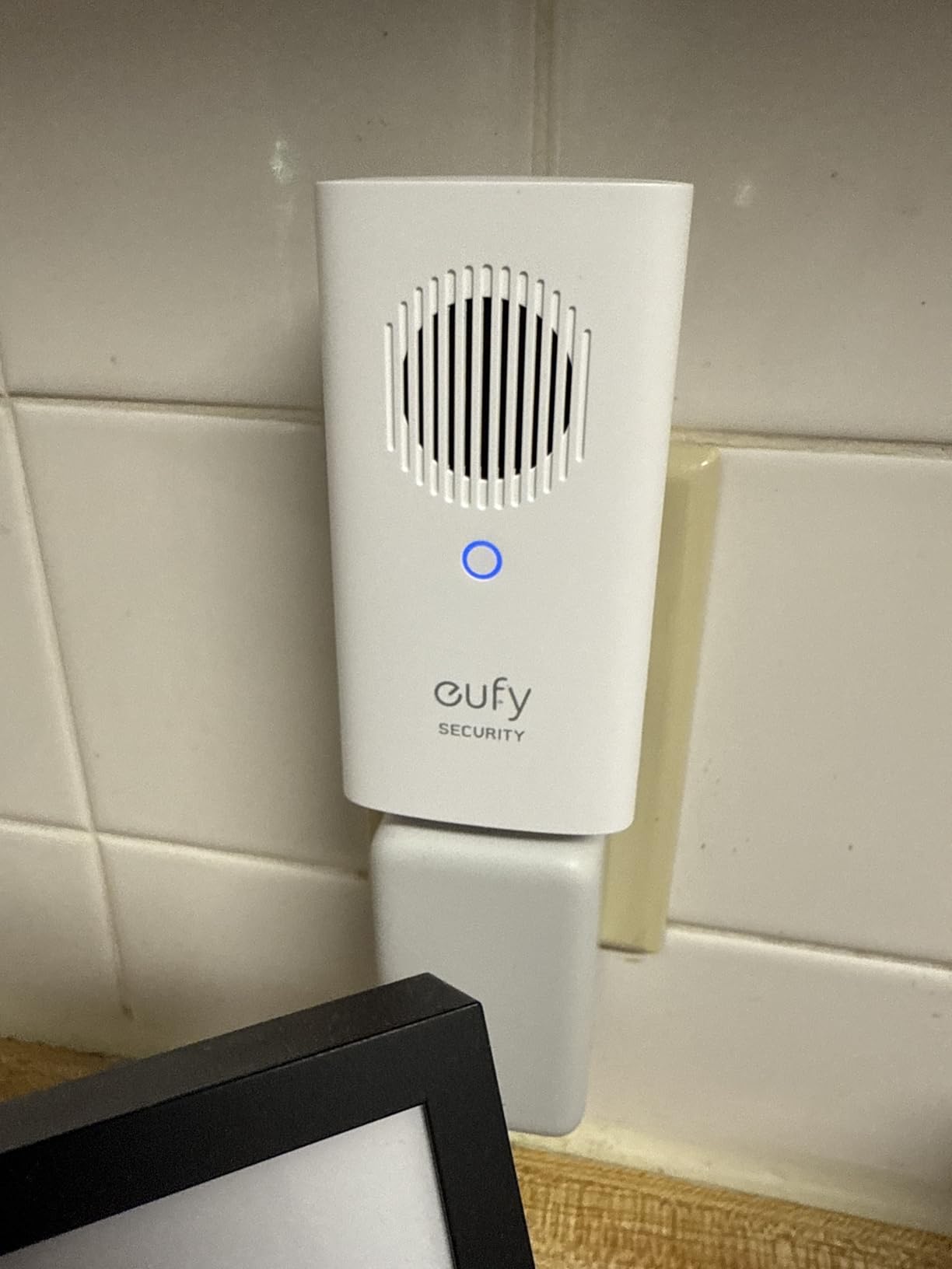 eufy Security Video Doorbell Add-On Chime, Indoor Chime, Requires eufy Security Video Doorbell E340/C30/C31, No-Delay Ring, Adjustable Volume, 8 Fun Ringtones, only works with 2.4GHz Wi-Fi customer photo 2